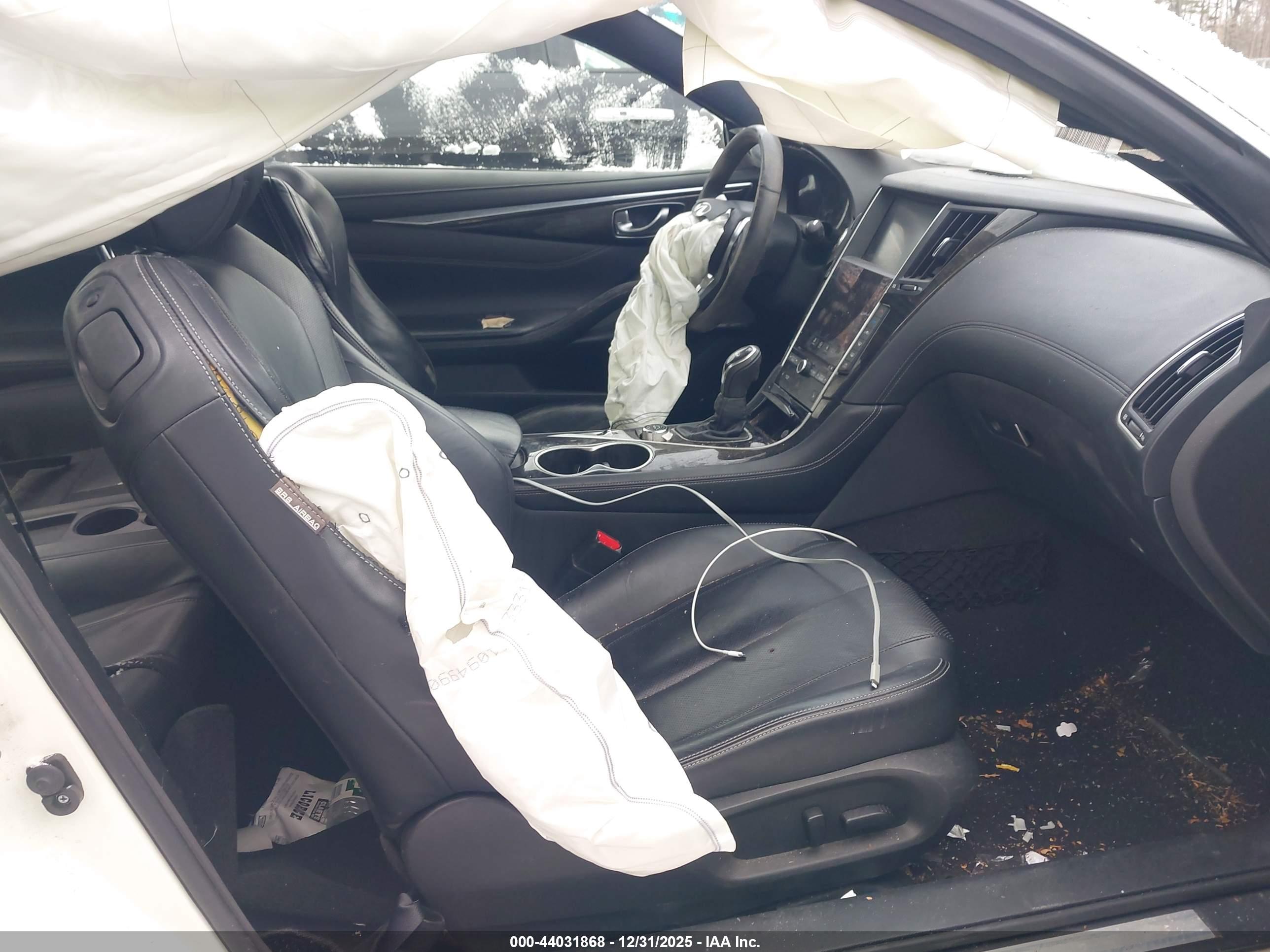 INFINITI Q60 image 5