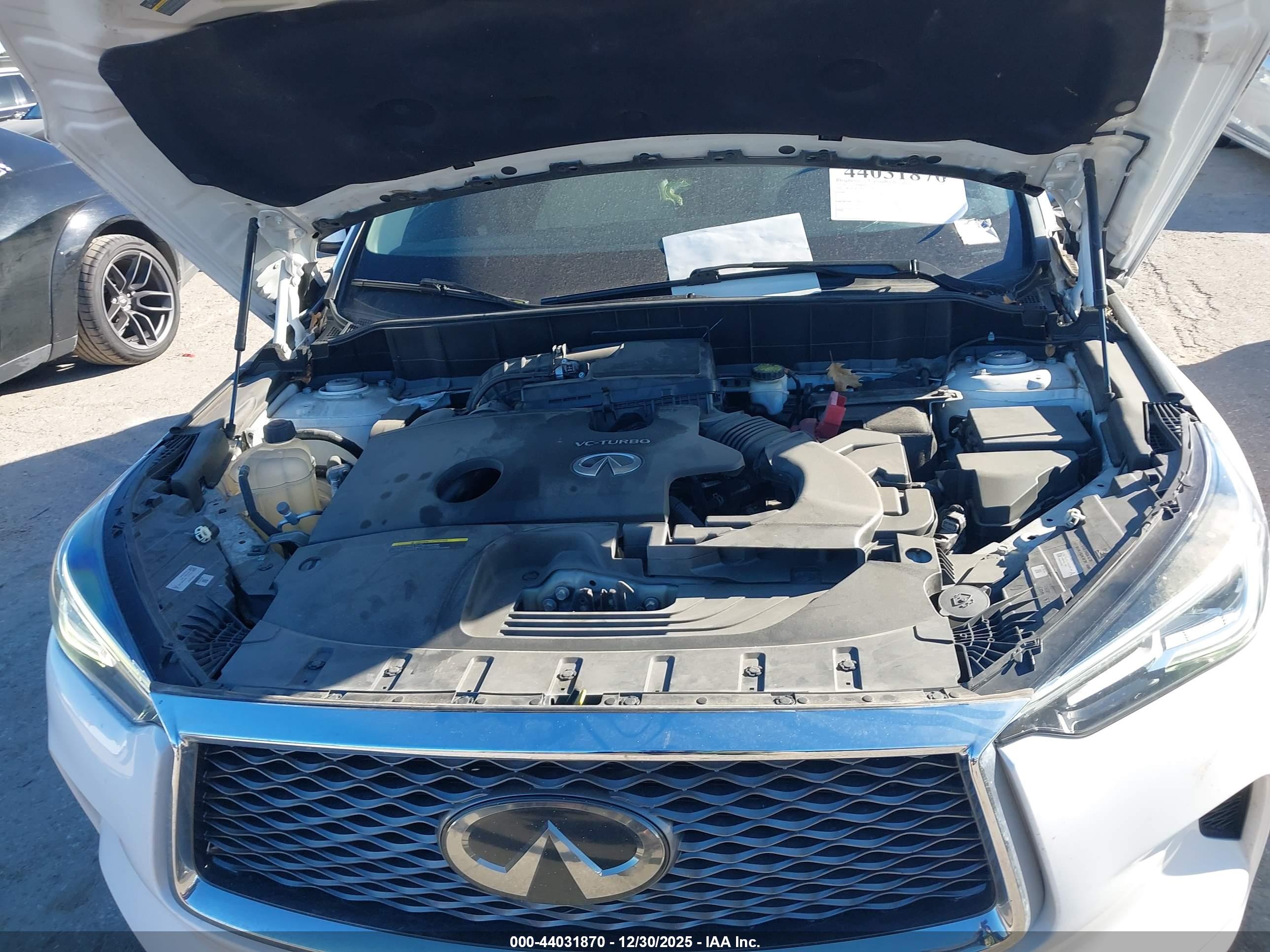 INFINITI QX50 image 10