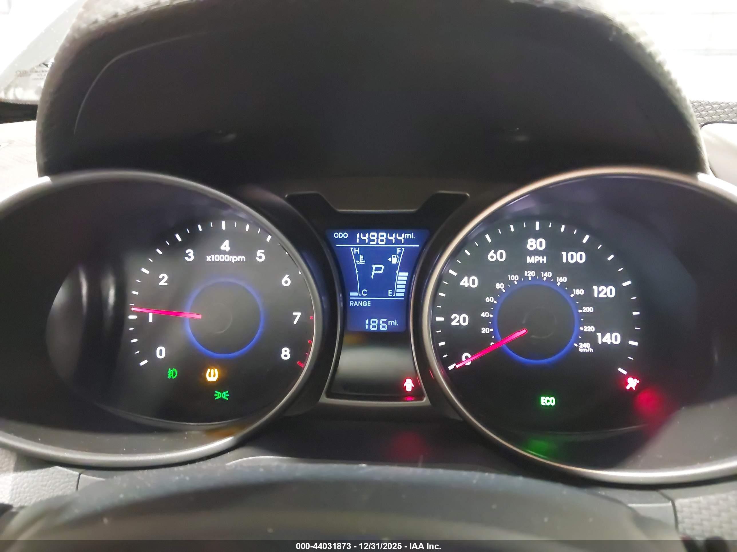 HYUNDAI VELOSTER image 7