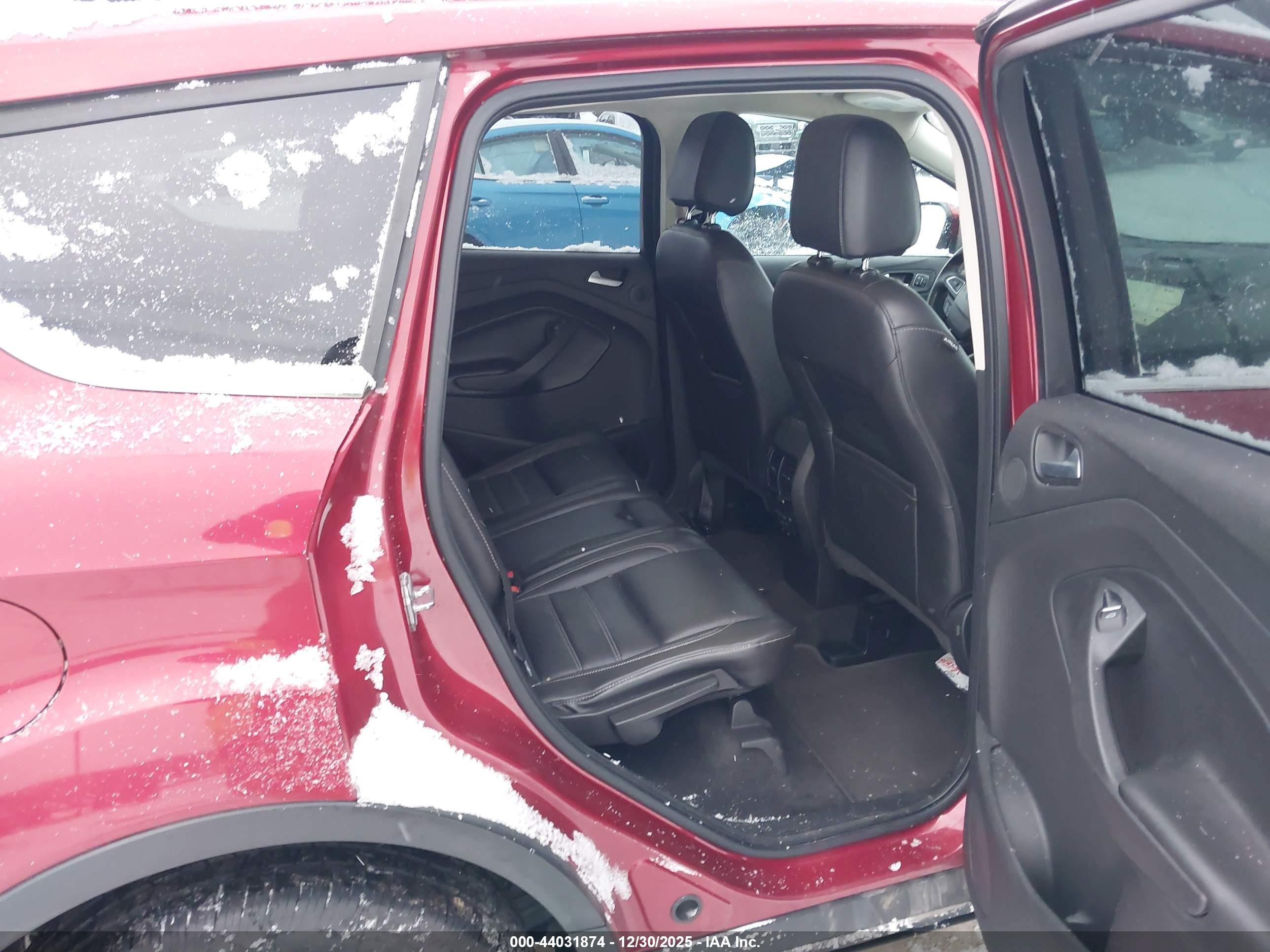 FORD ESCAPE image 8