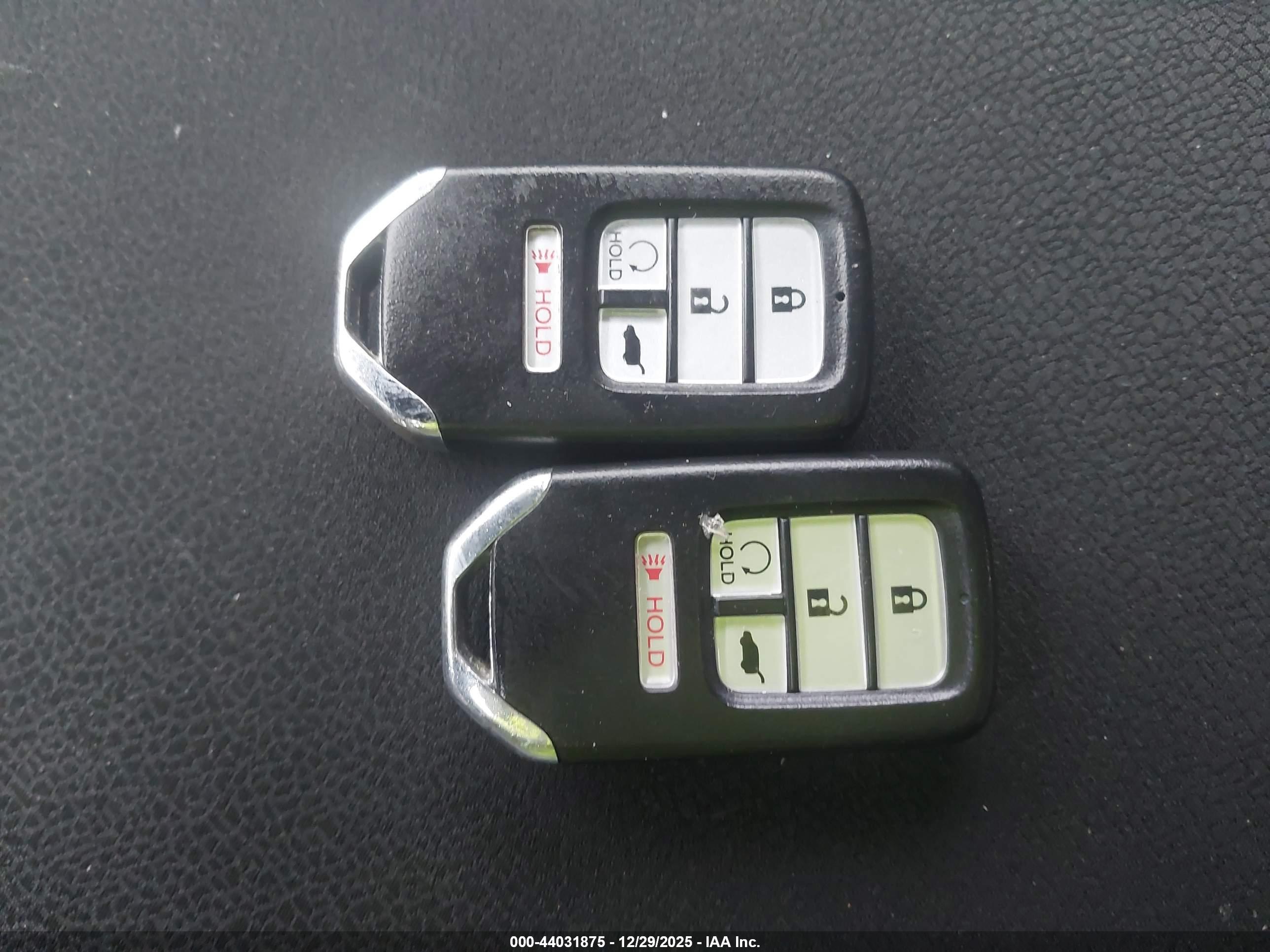 HONDA CR-V image 11