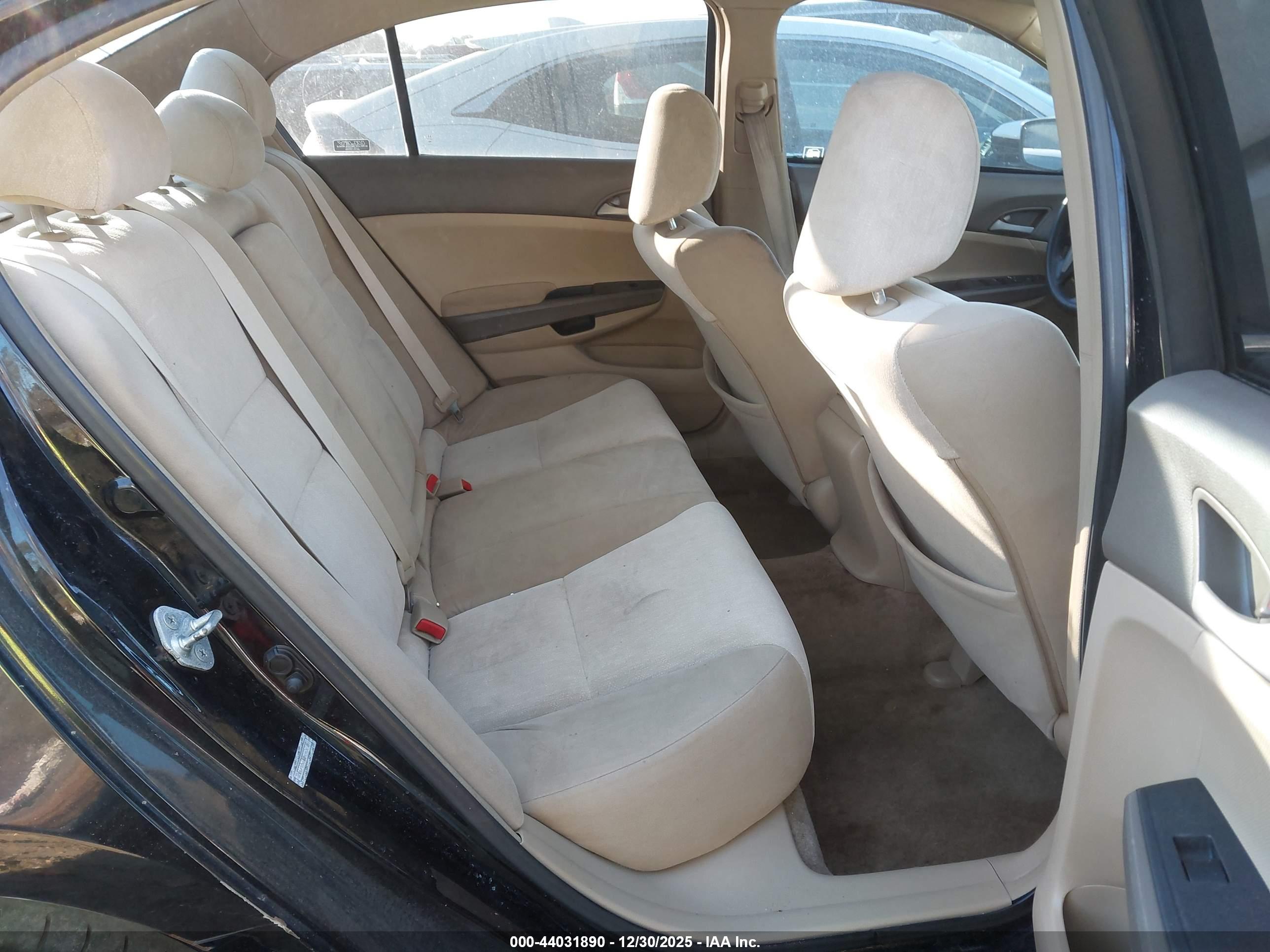 HONDA ACCORD image 8