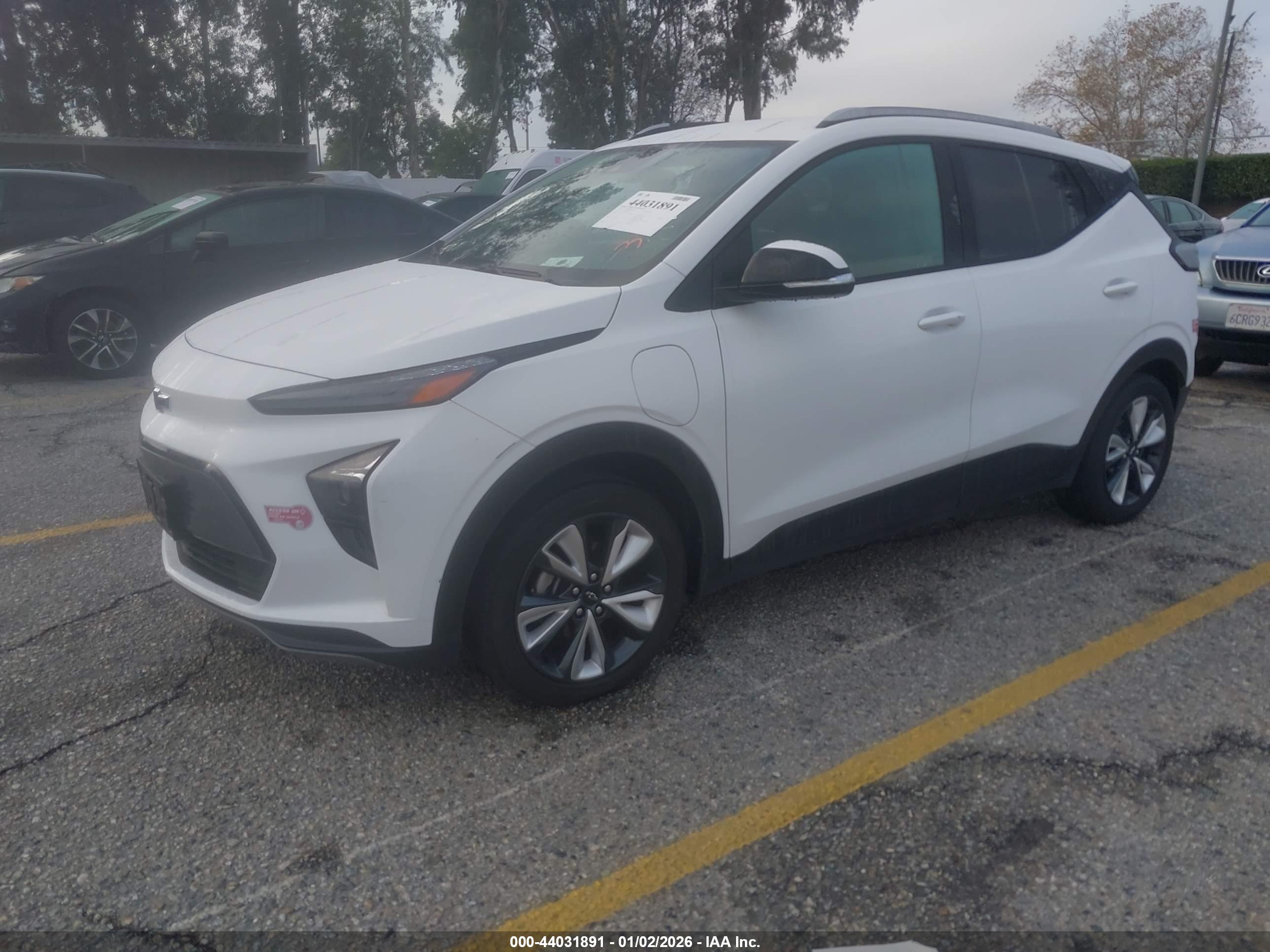 CHEVROLET BOLT image 2