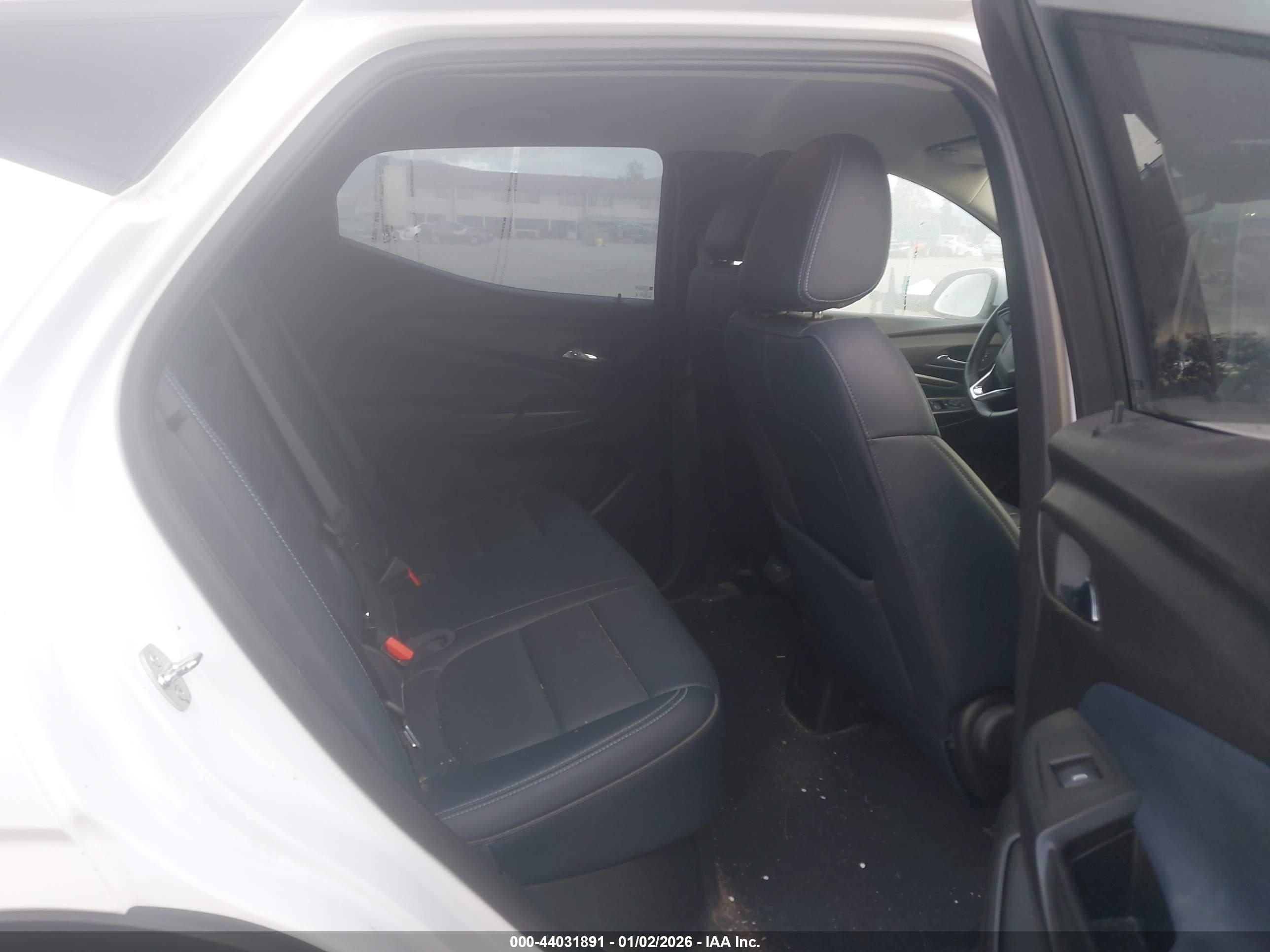 CHEVROLET BOLT image 8