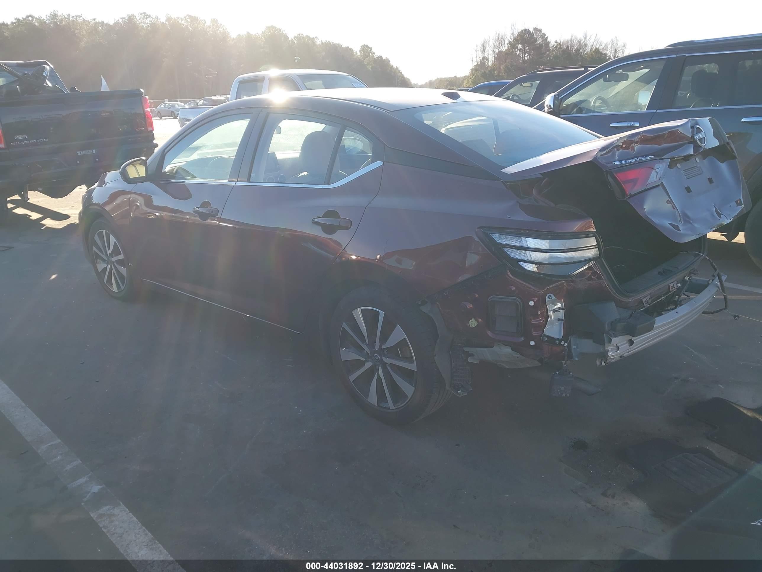NISSAN SENTRA image 3