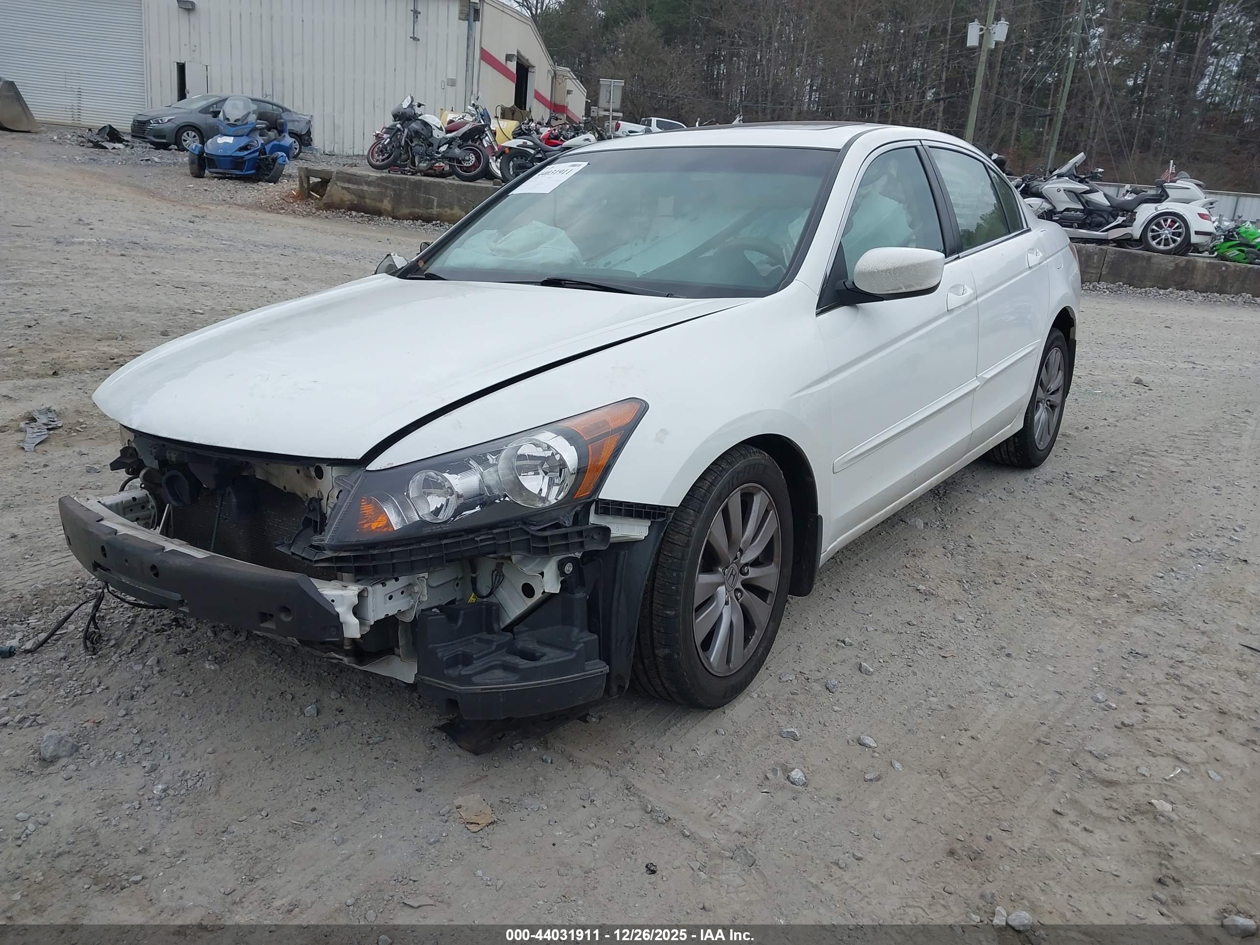 HONDA ACCORD image 2