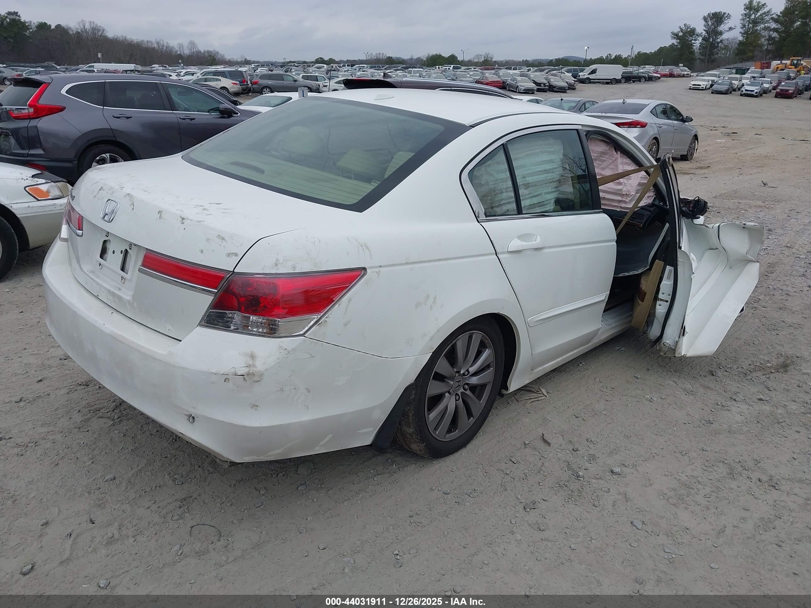 HONDA ACCORD image 4