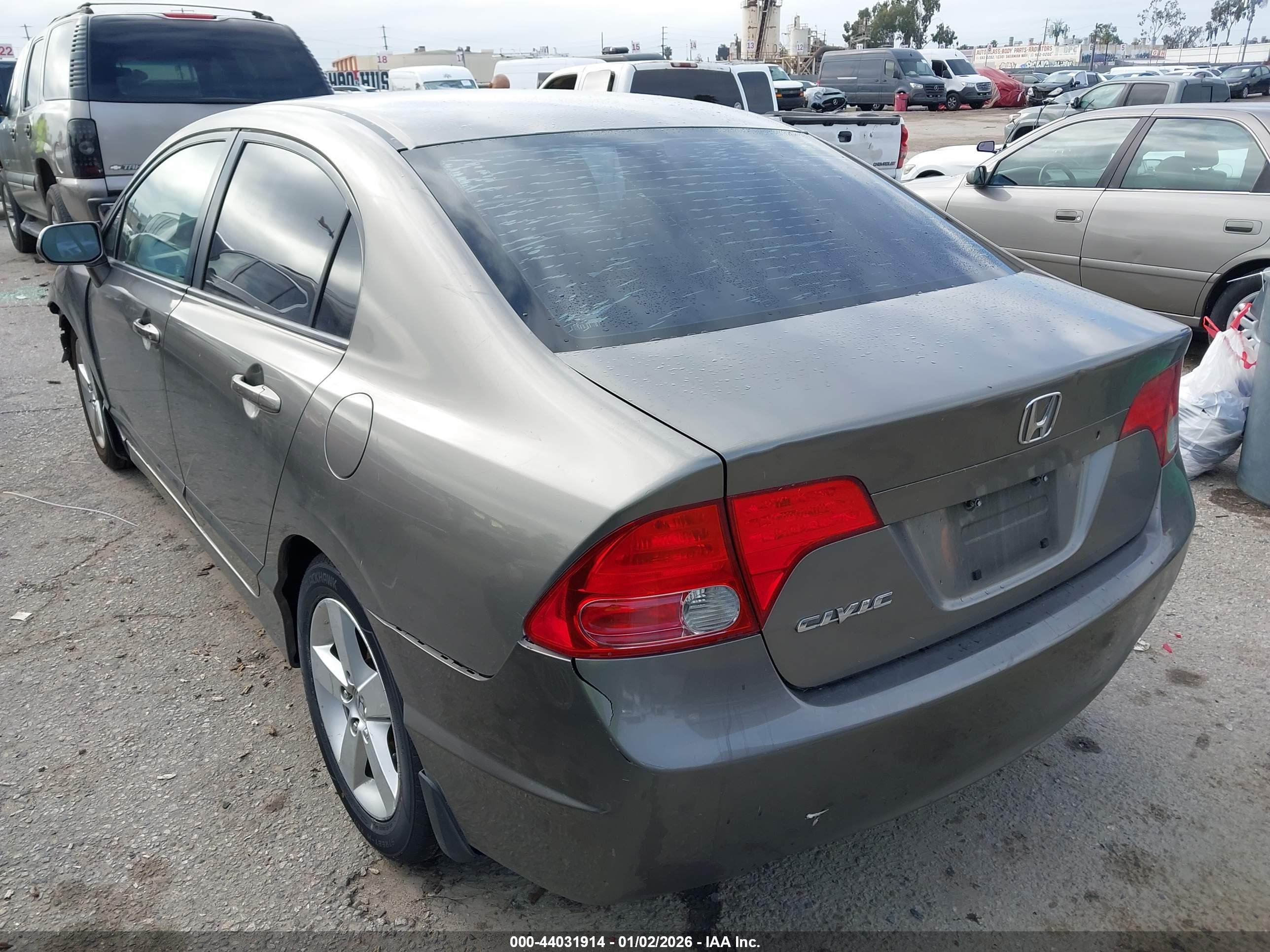 HONDA CIVIC image 3