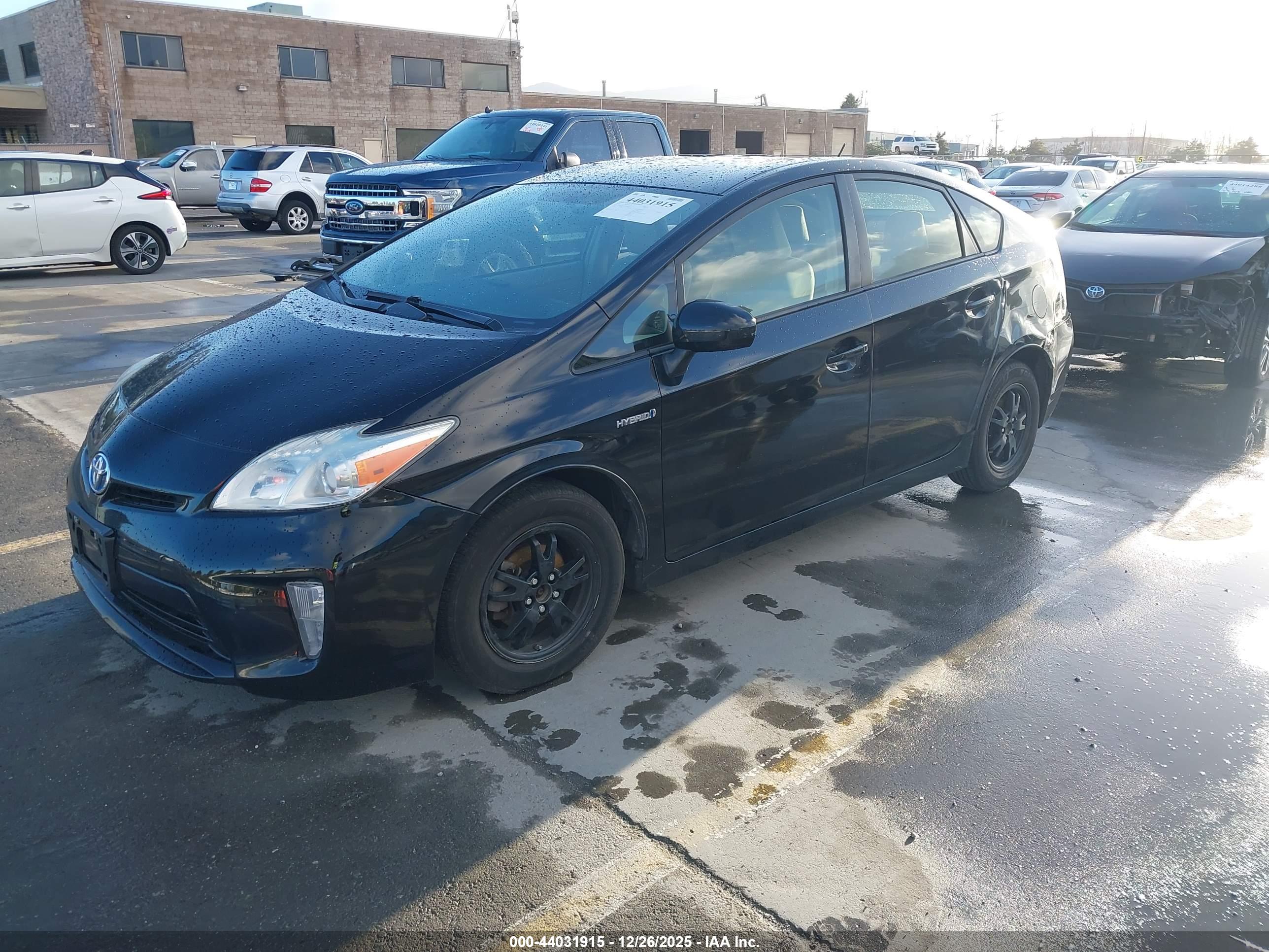 TOYOTA PRIUS image 2