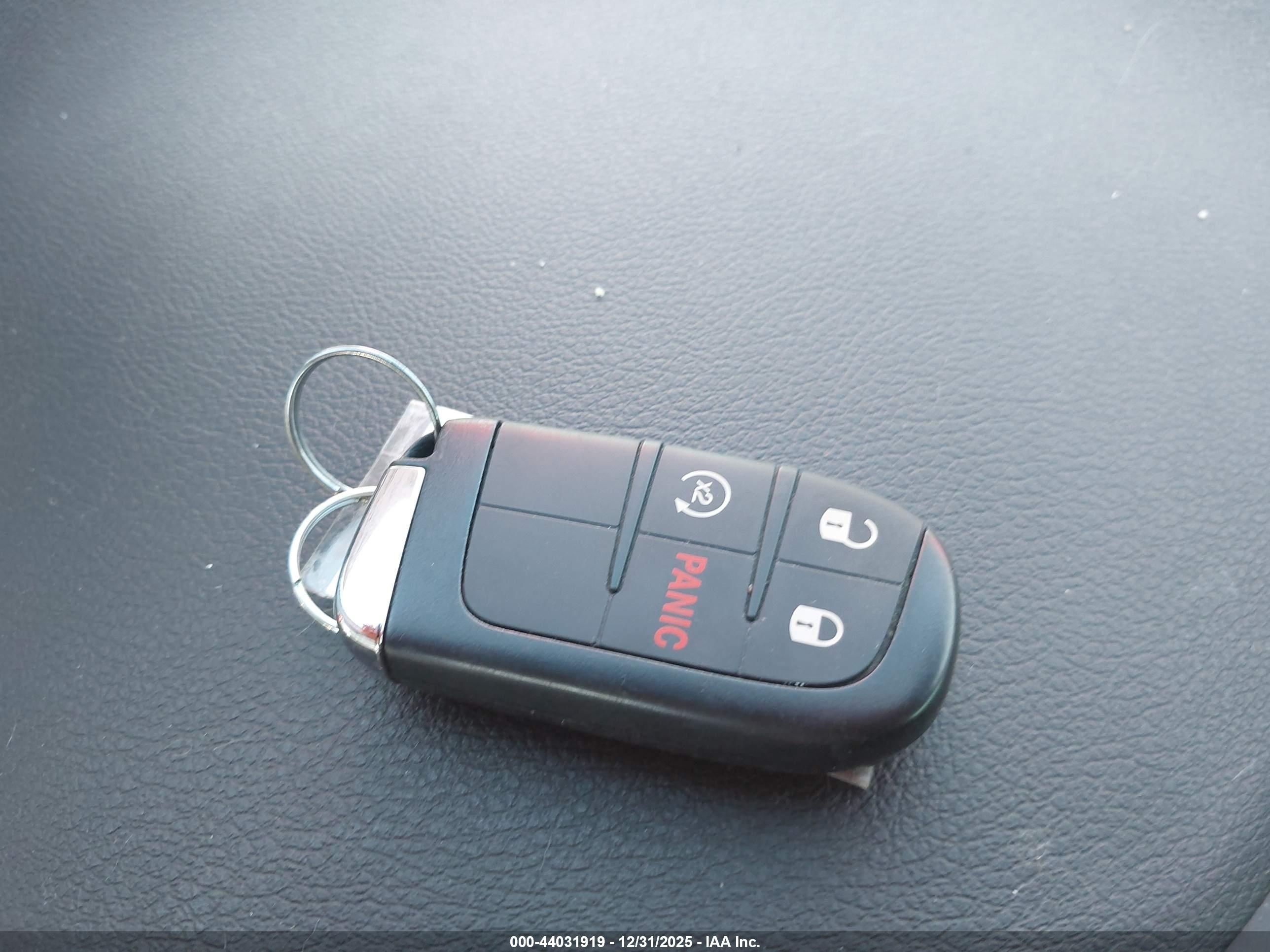 JEEP RENEGADE image 11