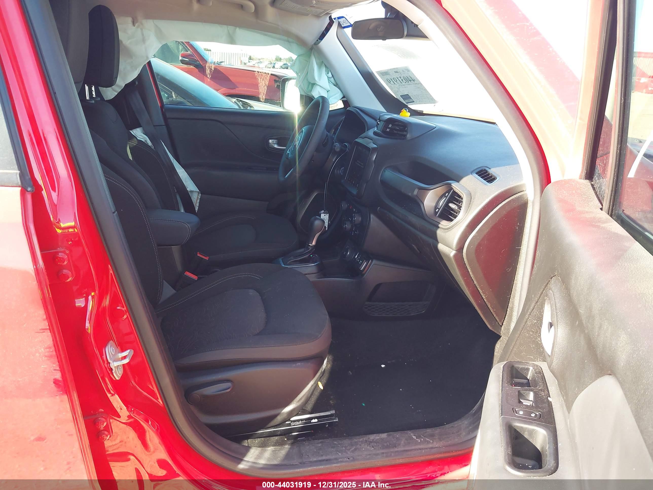 JEEP RENEGADE image 5