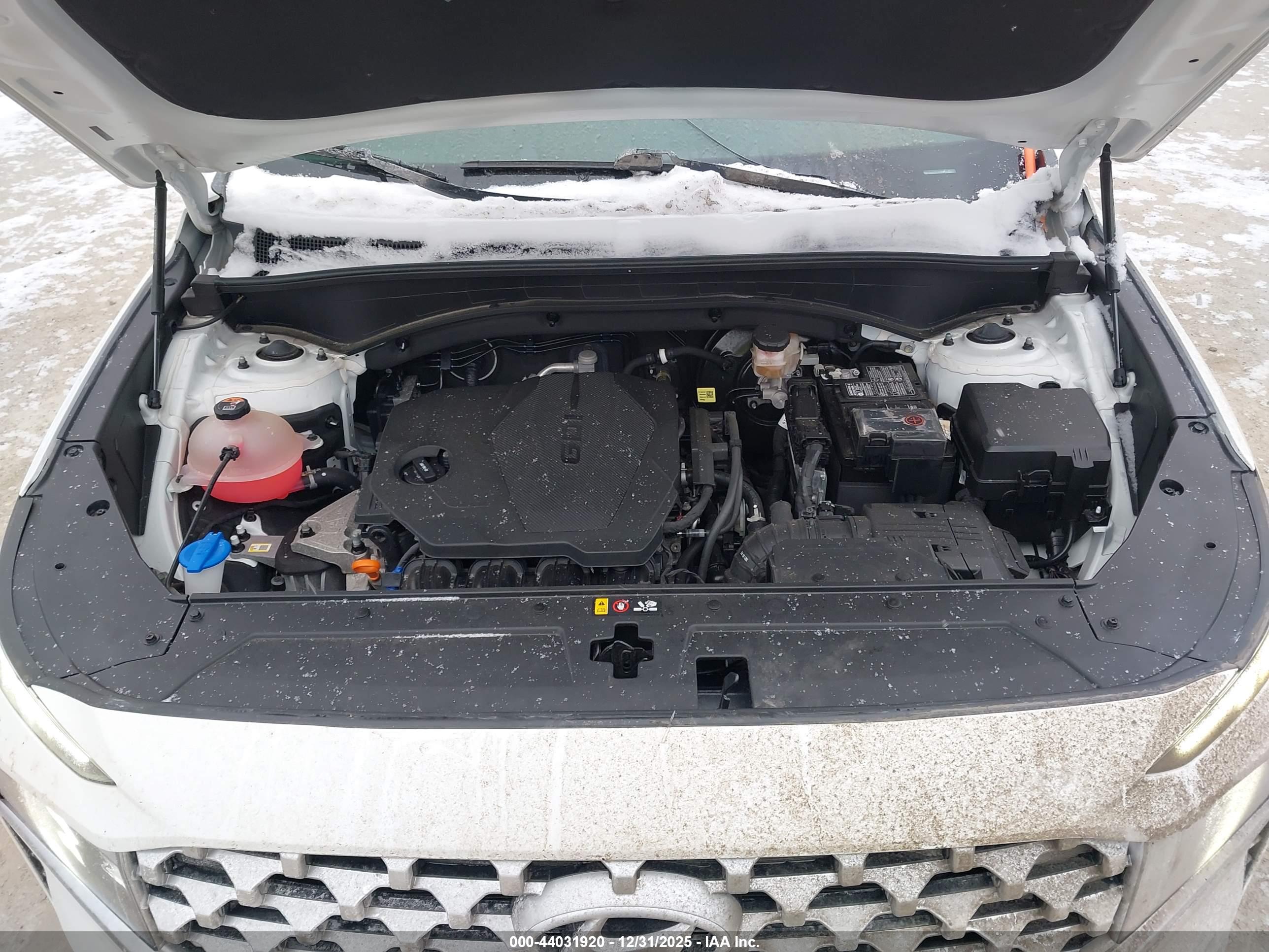 HYUNDAI SANTA image 10
