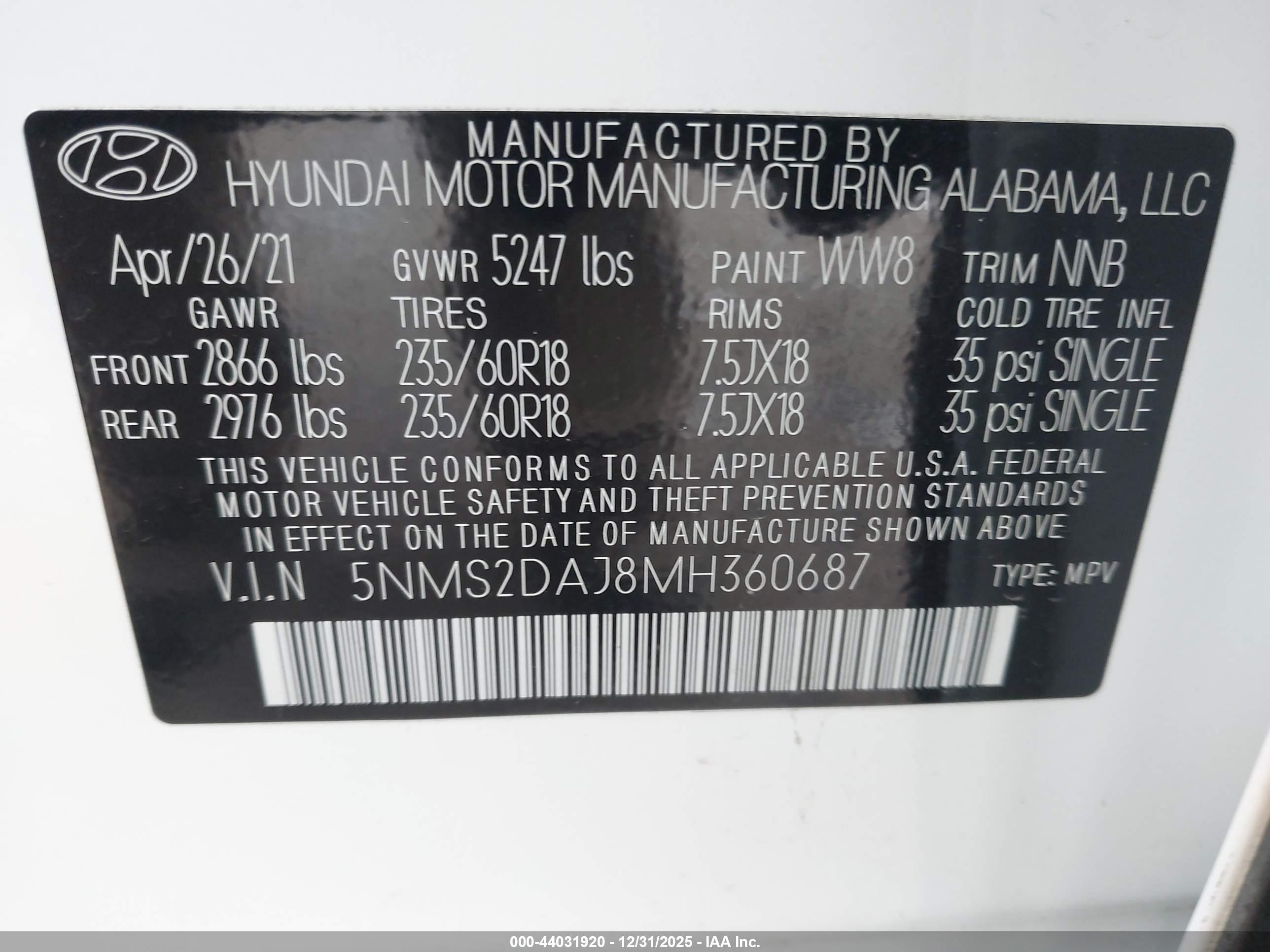 HYUNDAI SANTA image 9