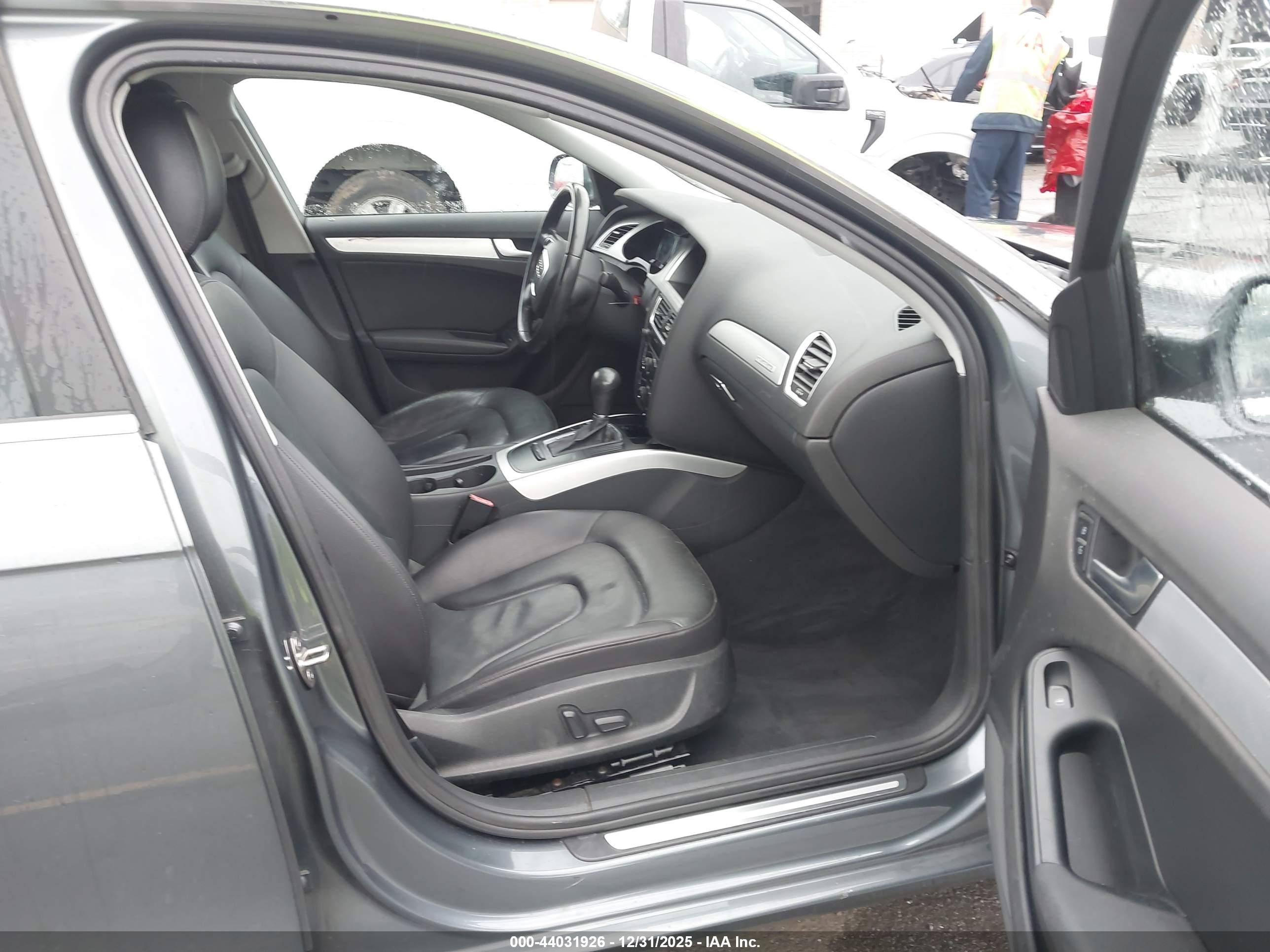 AUDI A4 image 5