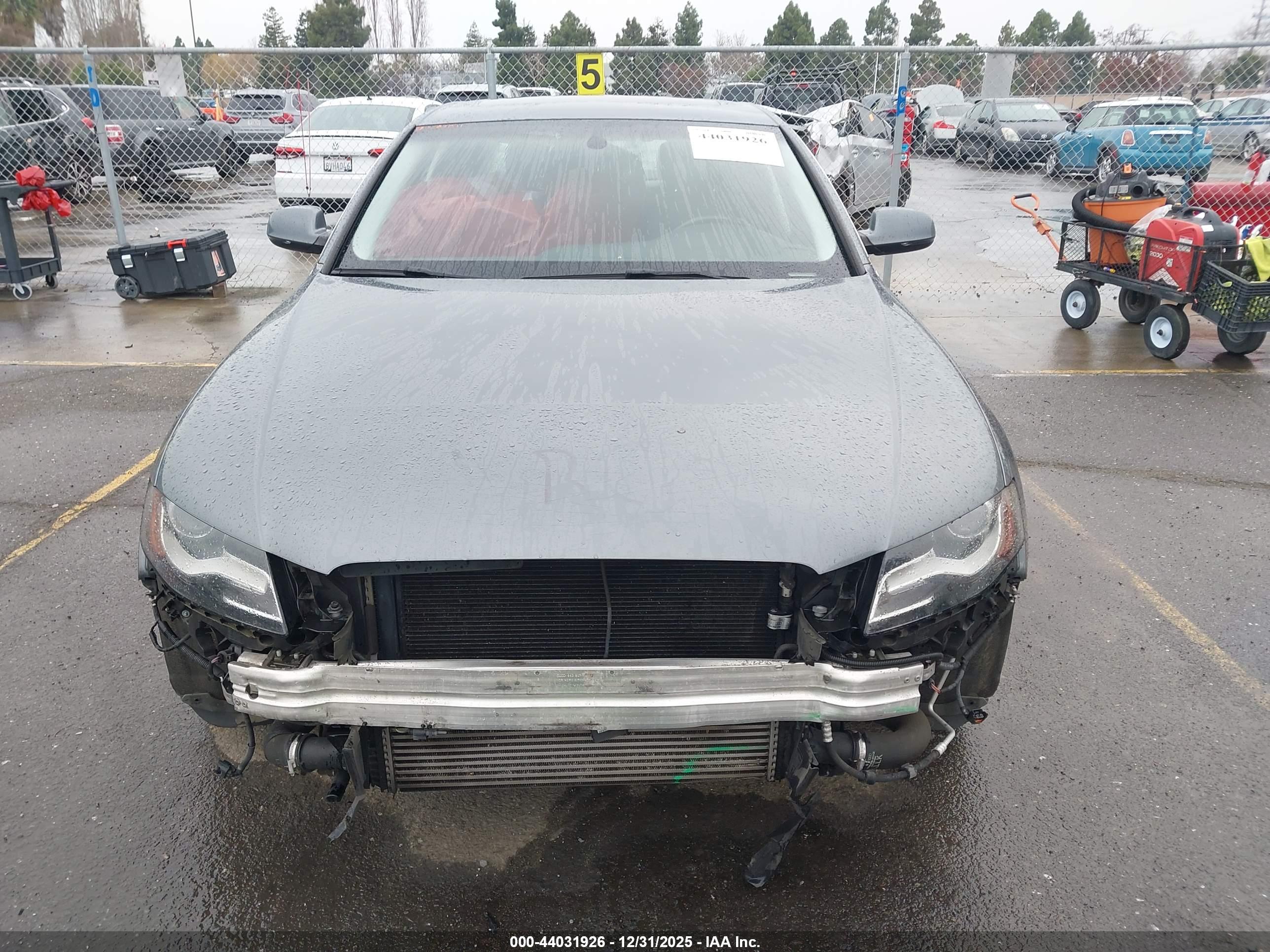 AUDI A4 image 6