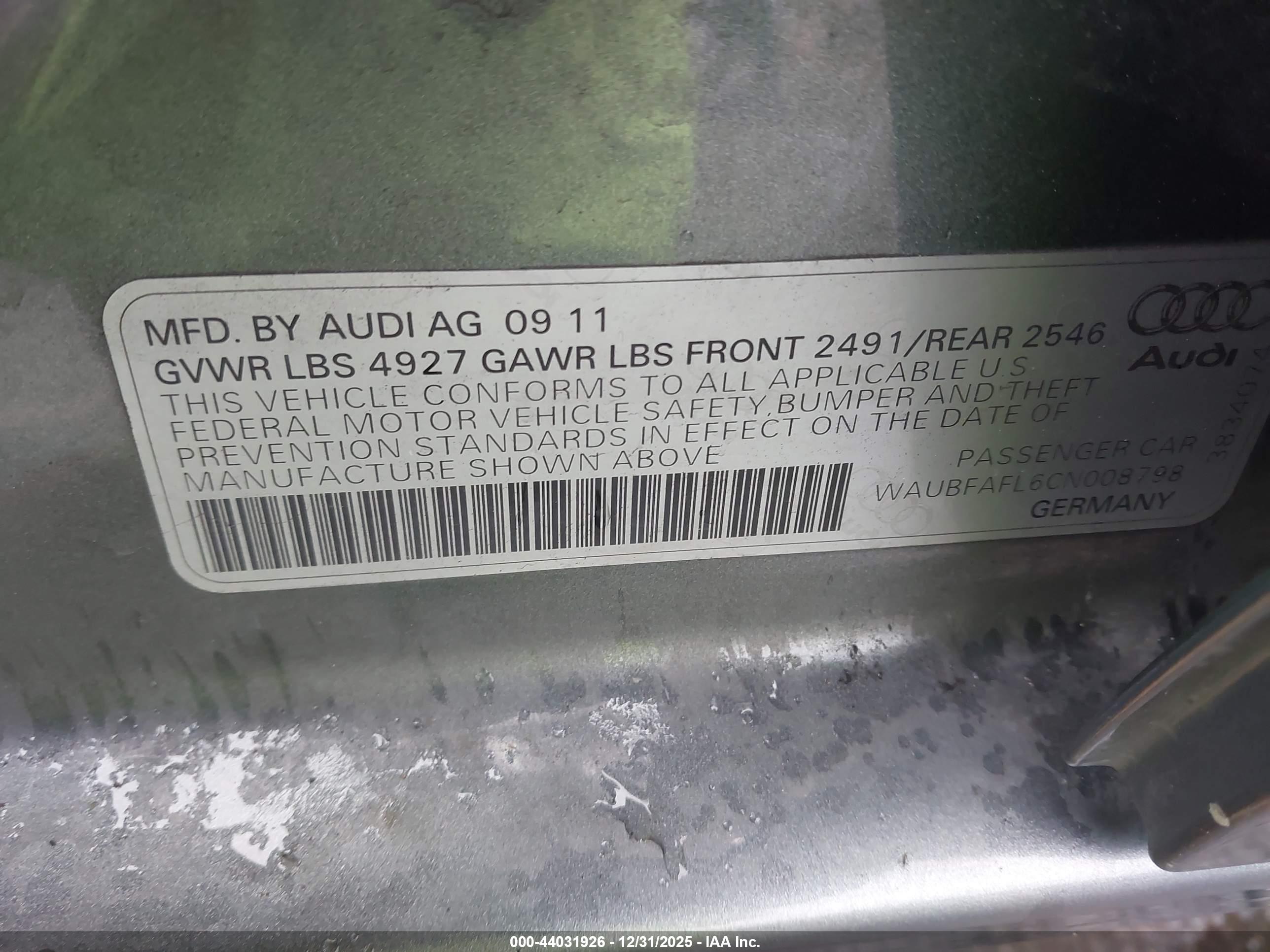 AUDI A4 image 9