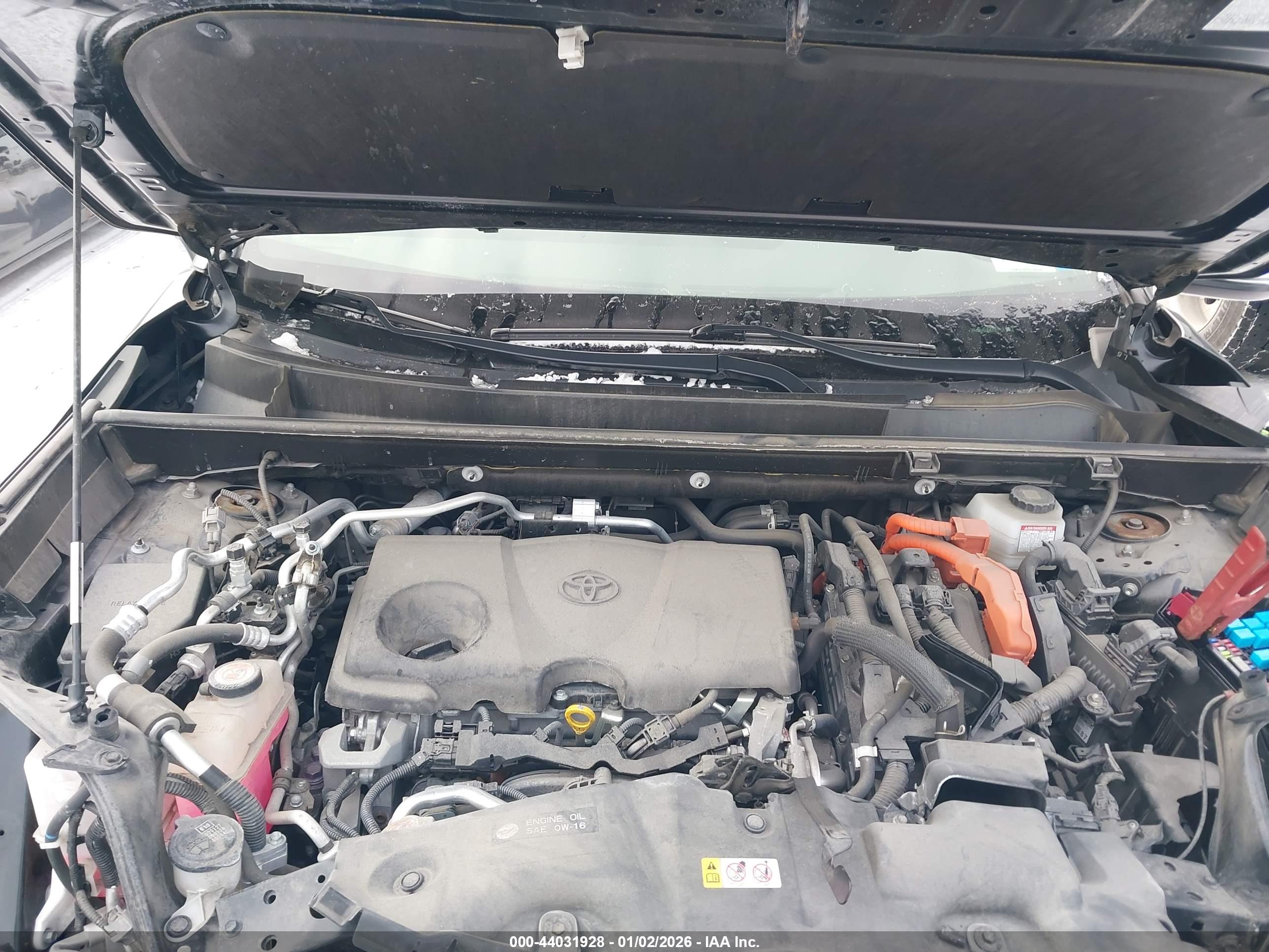 TOYOTA RAV4 image 10
