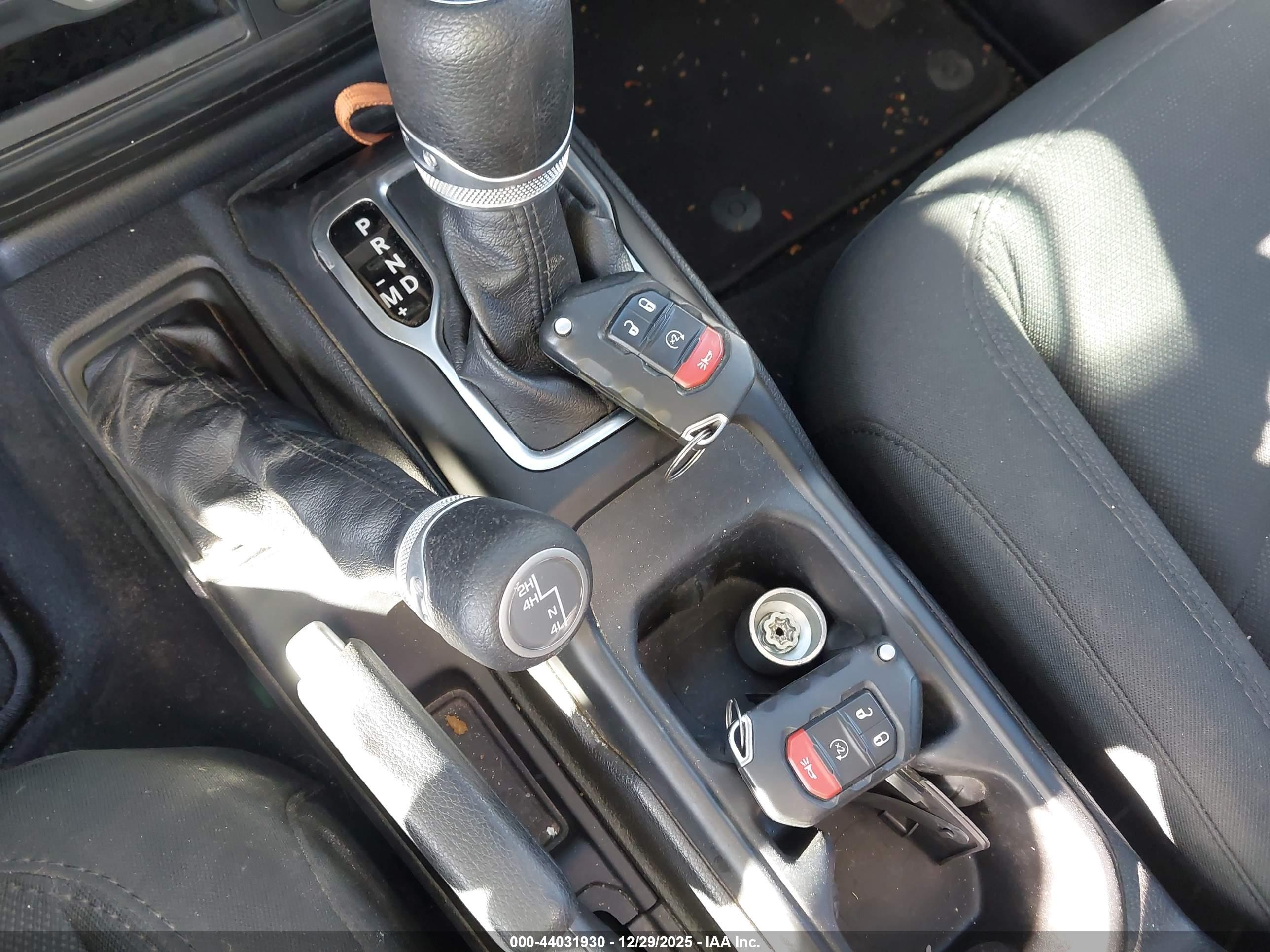 JEEP WRANGLER image 11