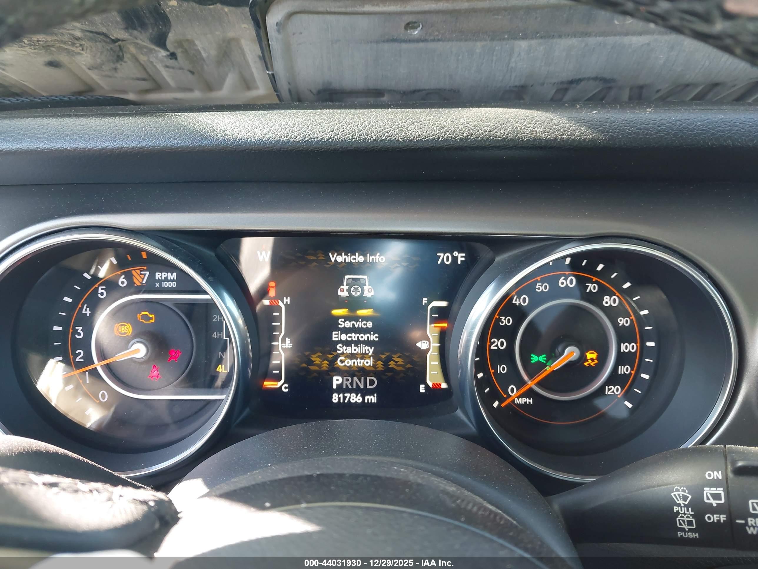 JEEP WRANGLER image 7