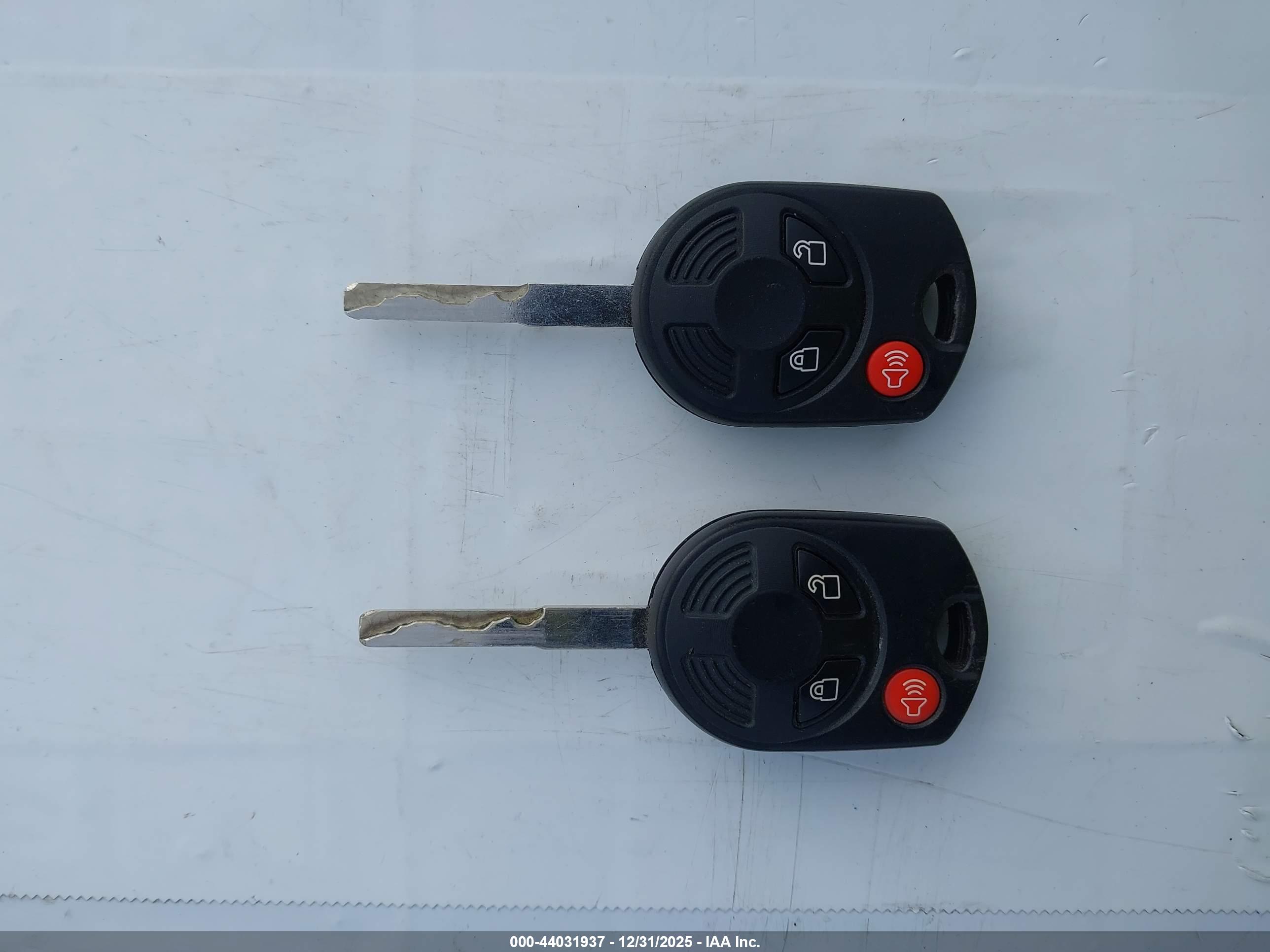 FORD ESCAPE image 11