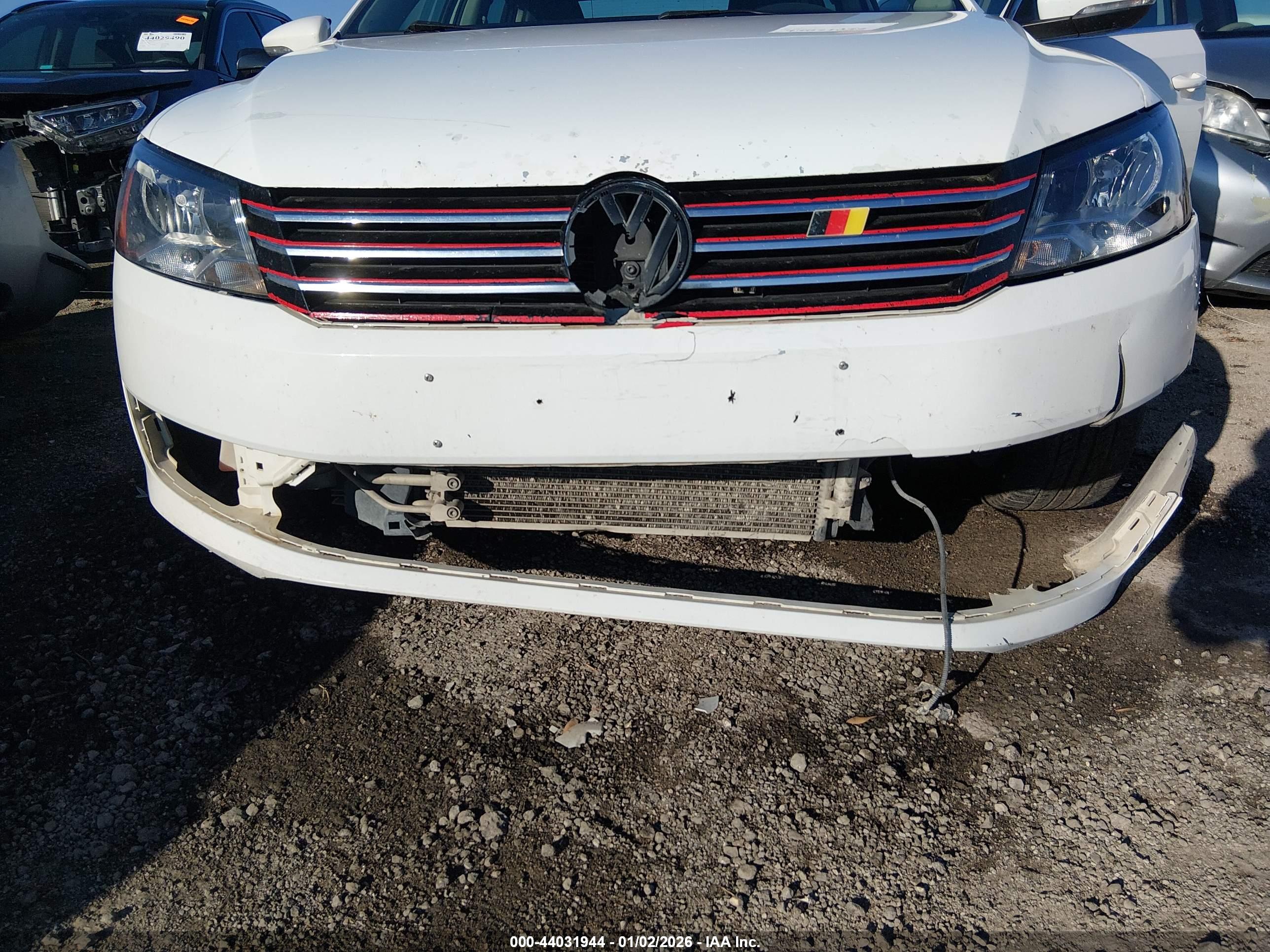 VOLKSWAGEN PASSAT image 6