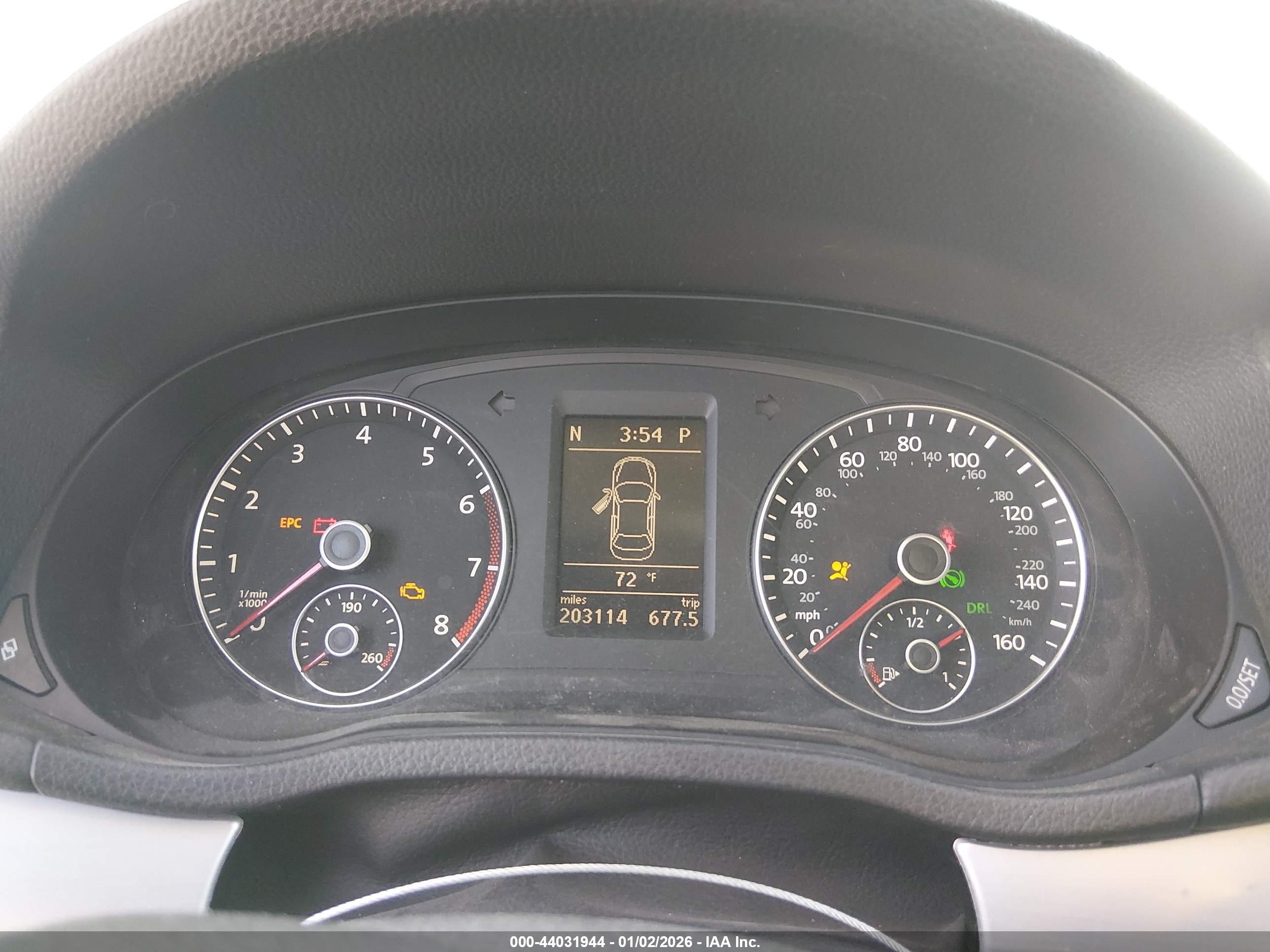 VOLKSWAGEN PASSAT image 7
