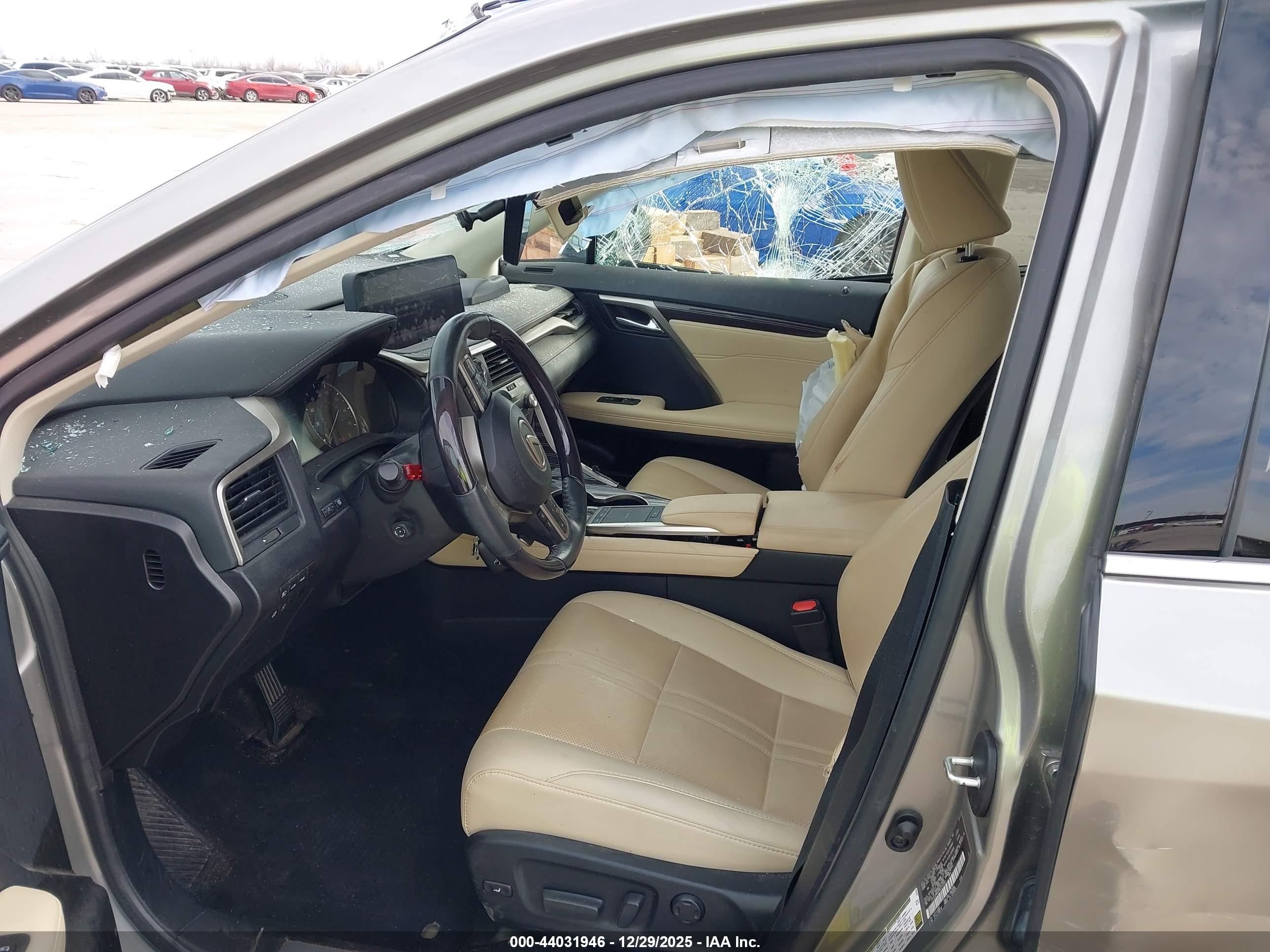 LEXUS RX image 5