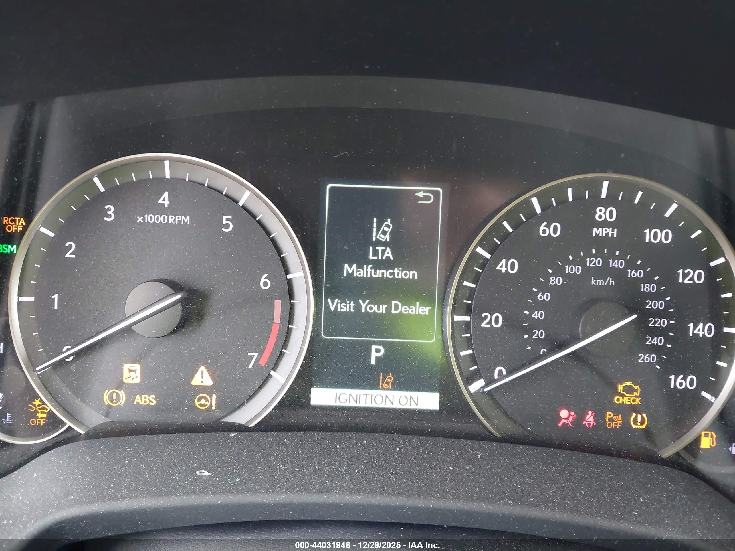 LEXUS RX image 7