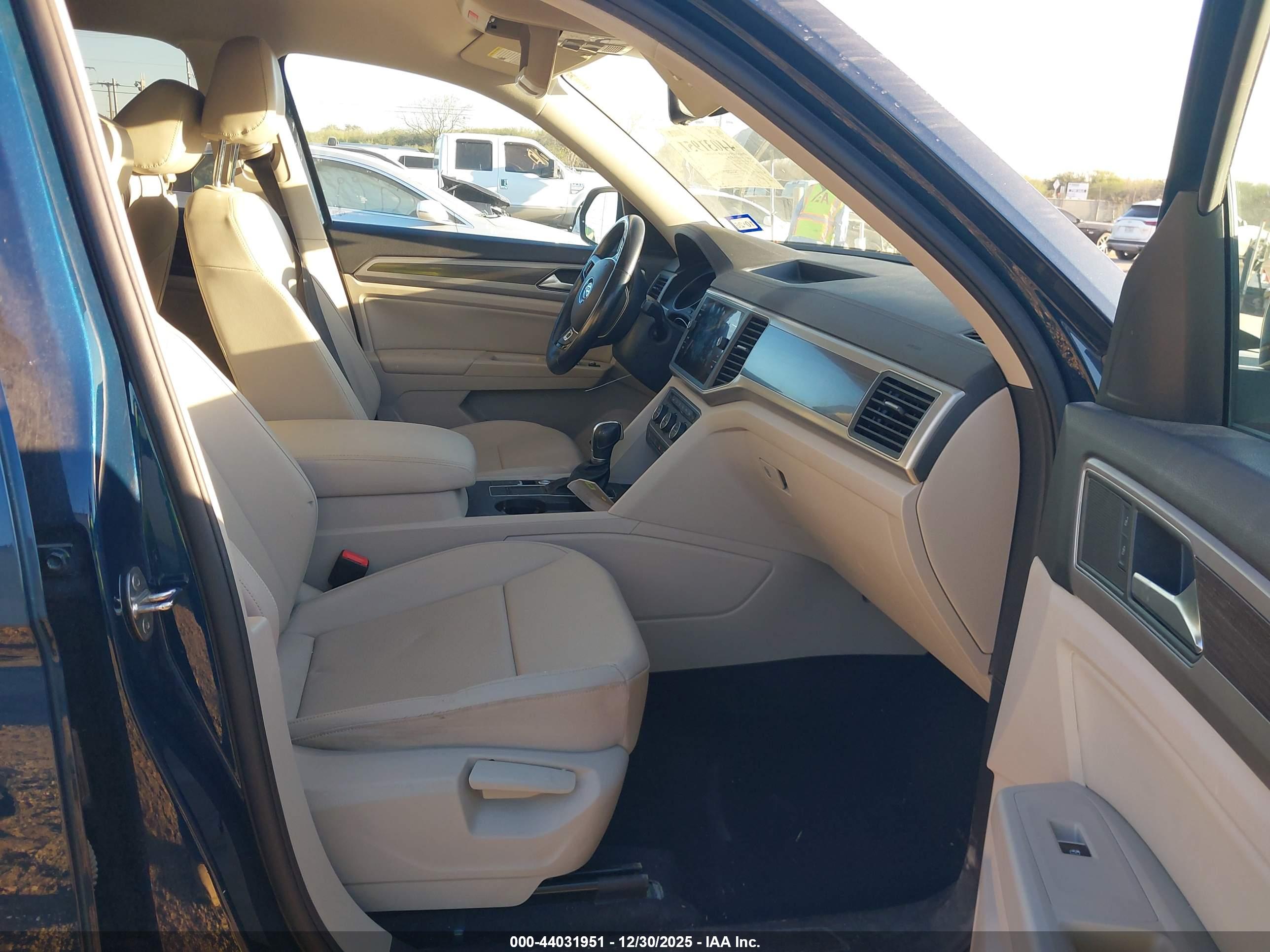 VOLKSWAGEN ATLAS image 5