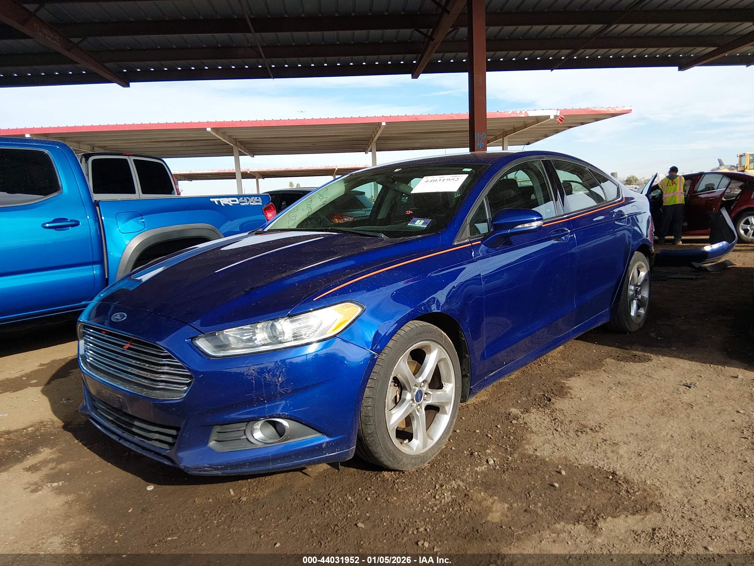 FORD FUSION image 2