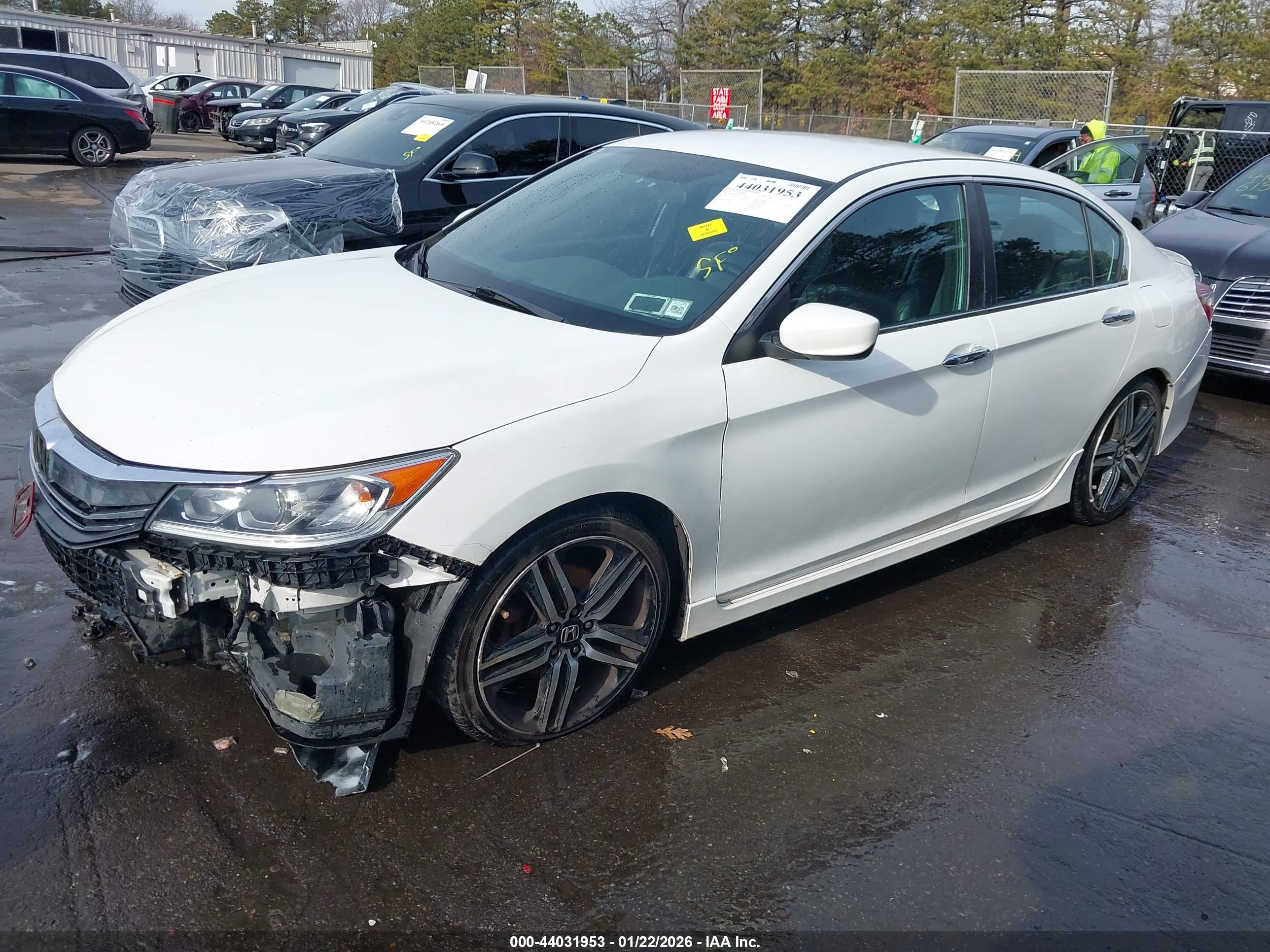 HONDA ACCORD image 2