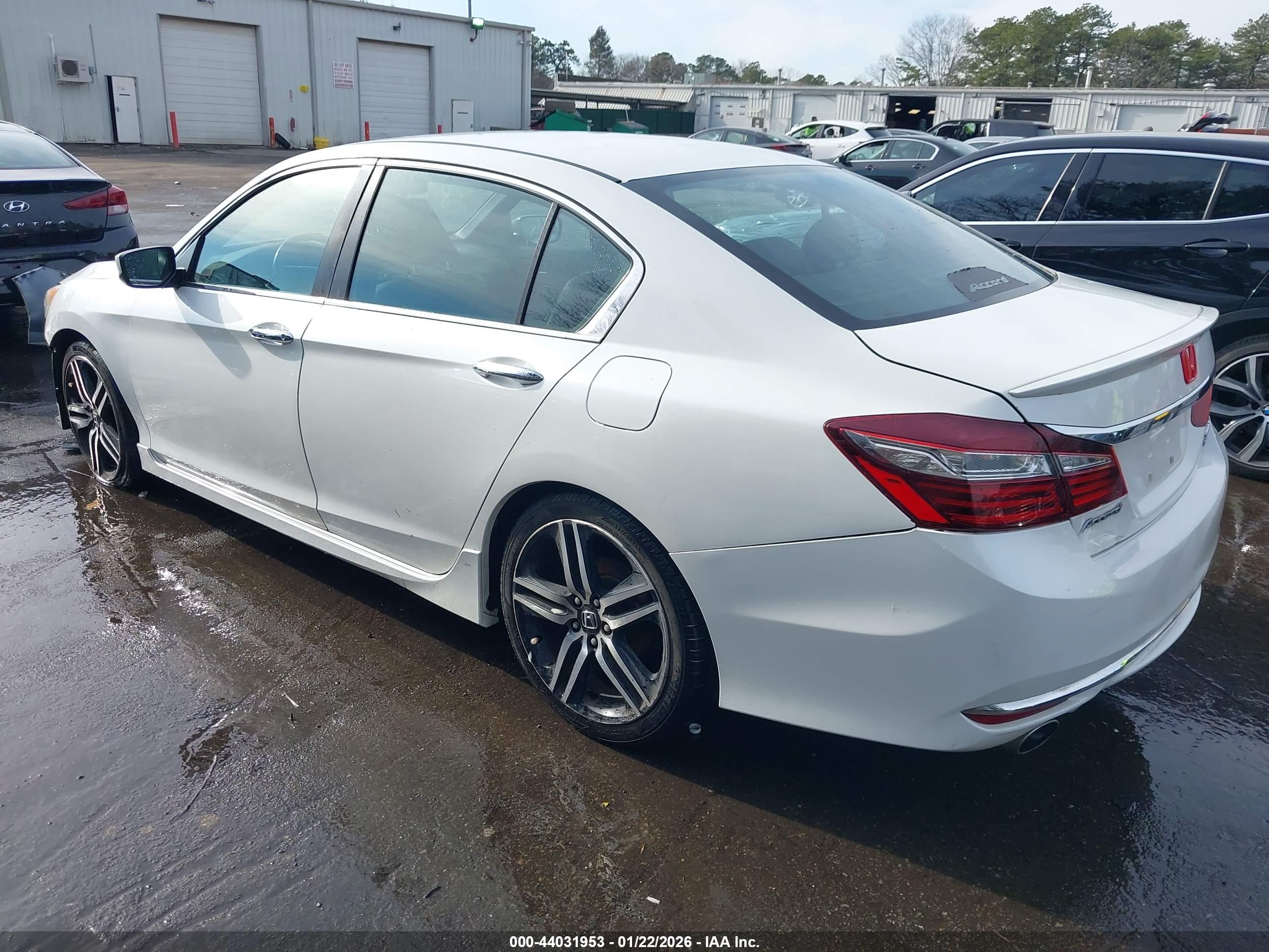 HONDA ACCORD image 3
