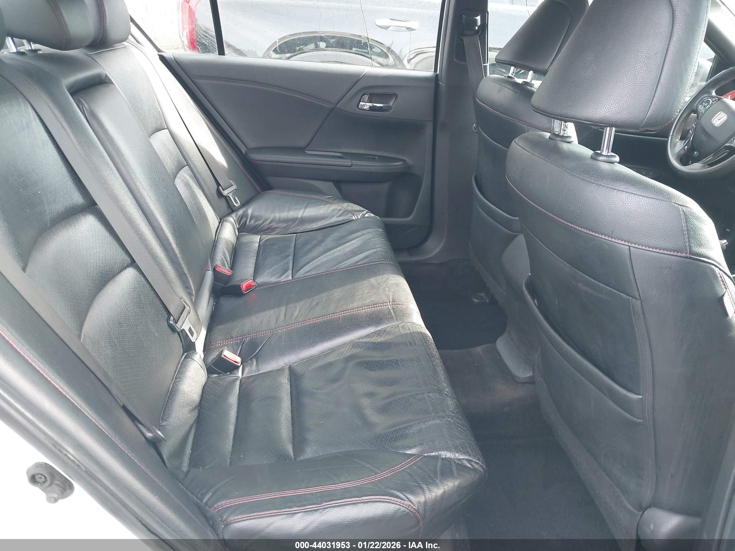HONDA ACCORD image 8