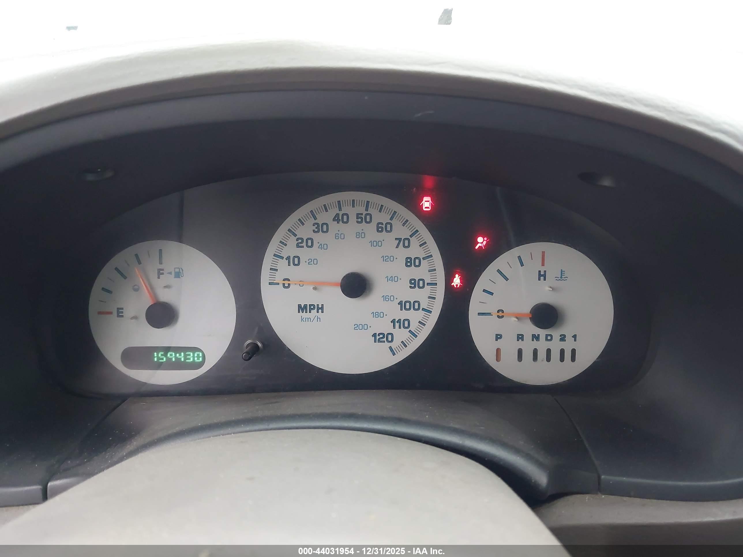 DODGE CARAVAN image 7