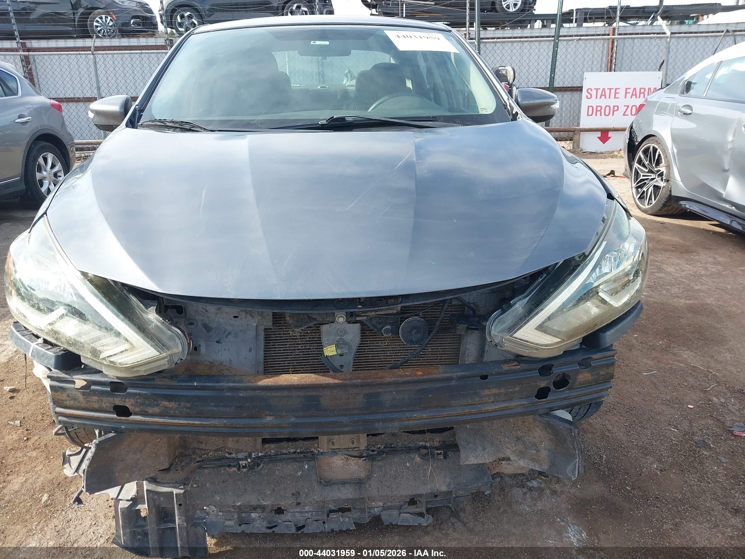NISSAN SENTRA image 6