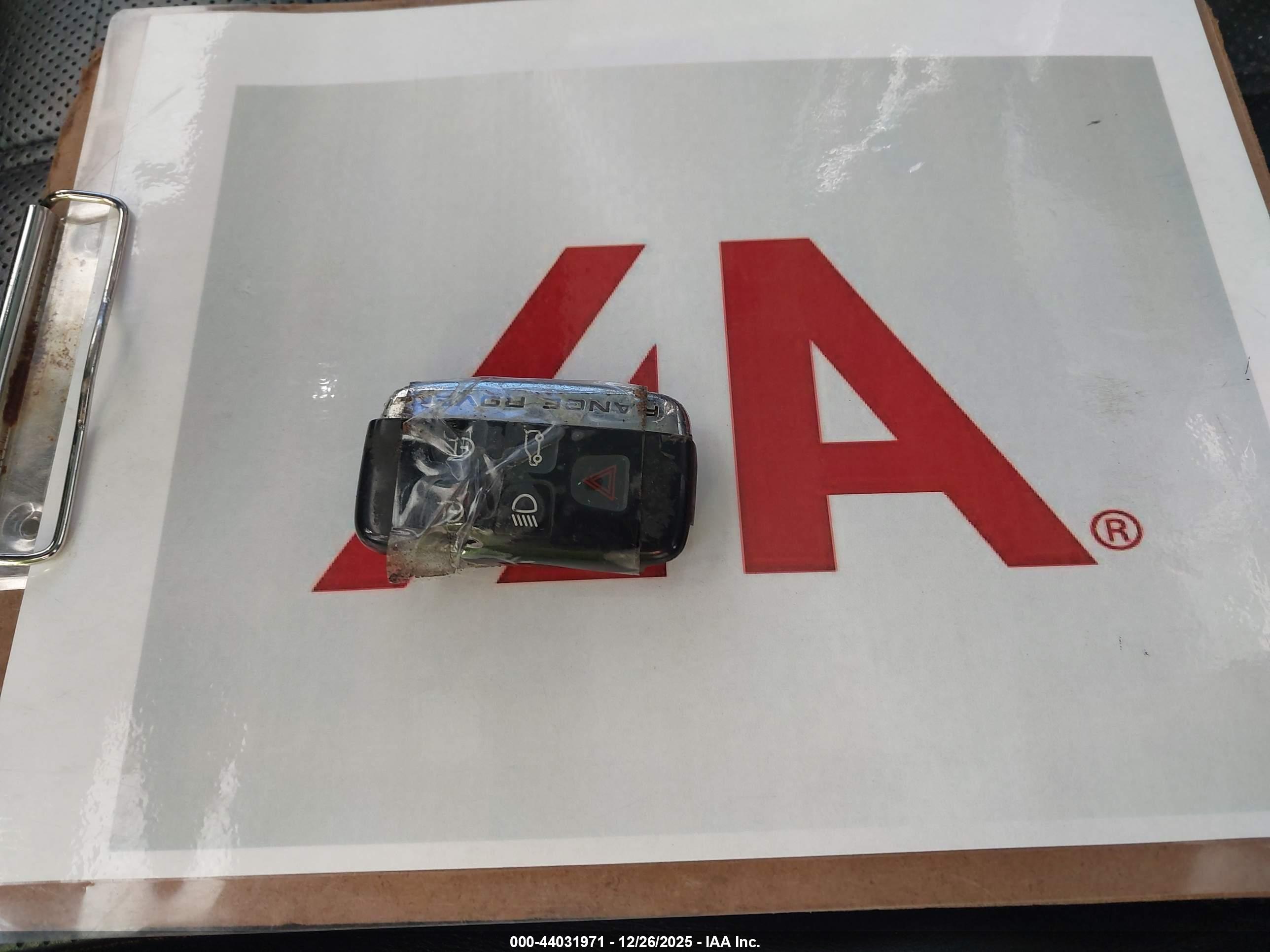 LAND ROVER image 11