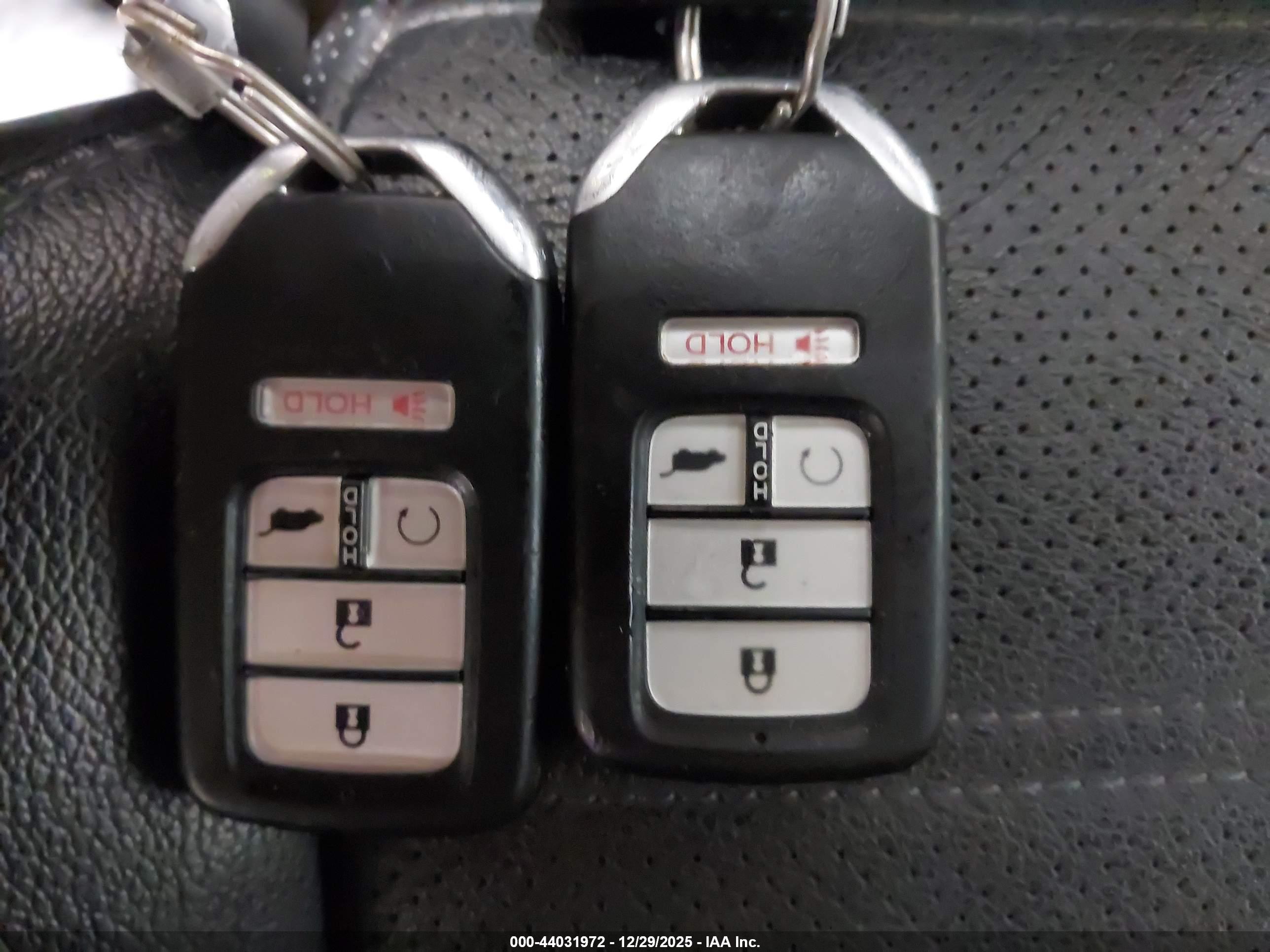 HONDA CR-V image 11