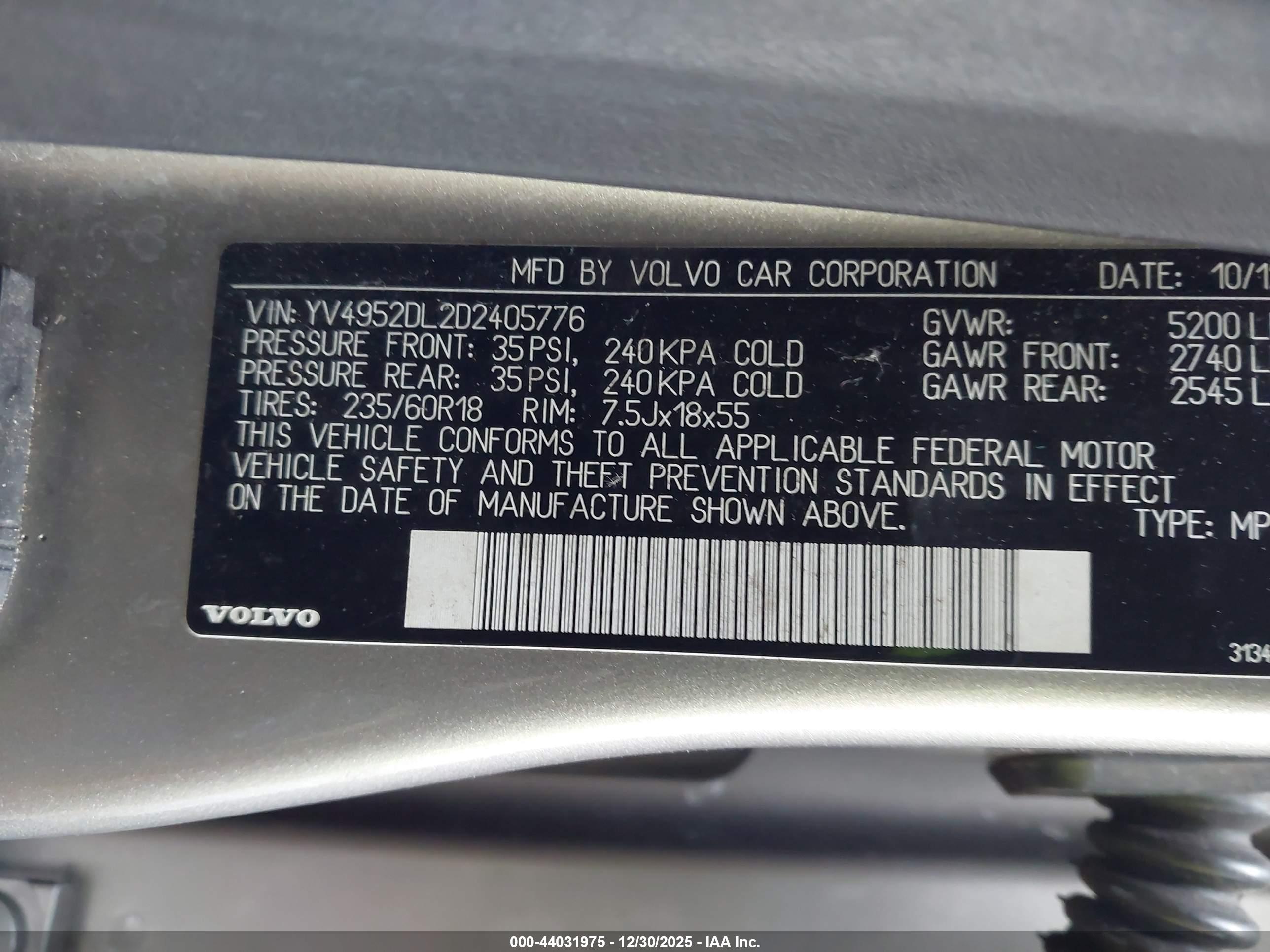 VOLVO XC60 image 9