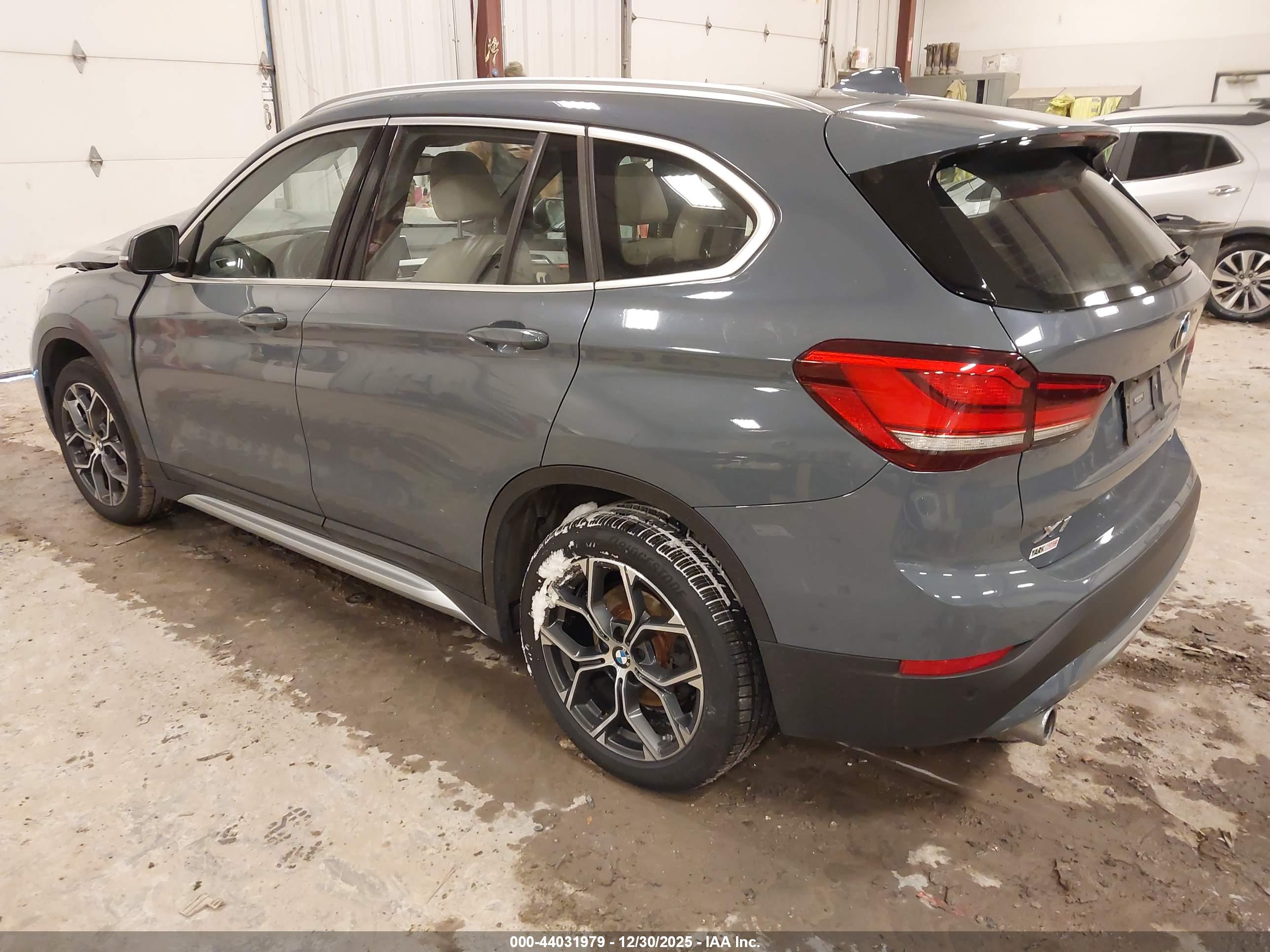 BMW X1 image 3