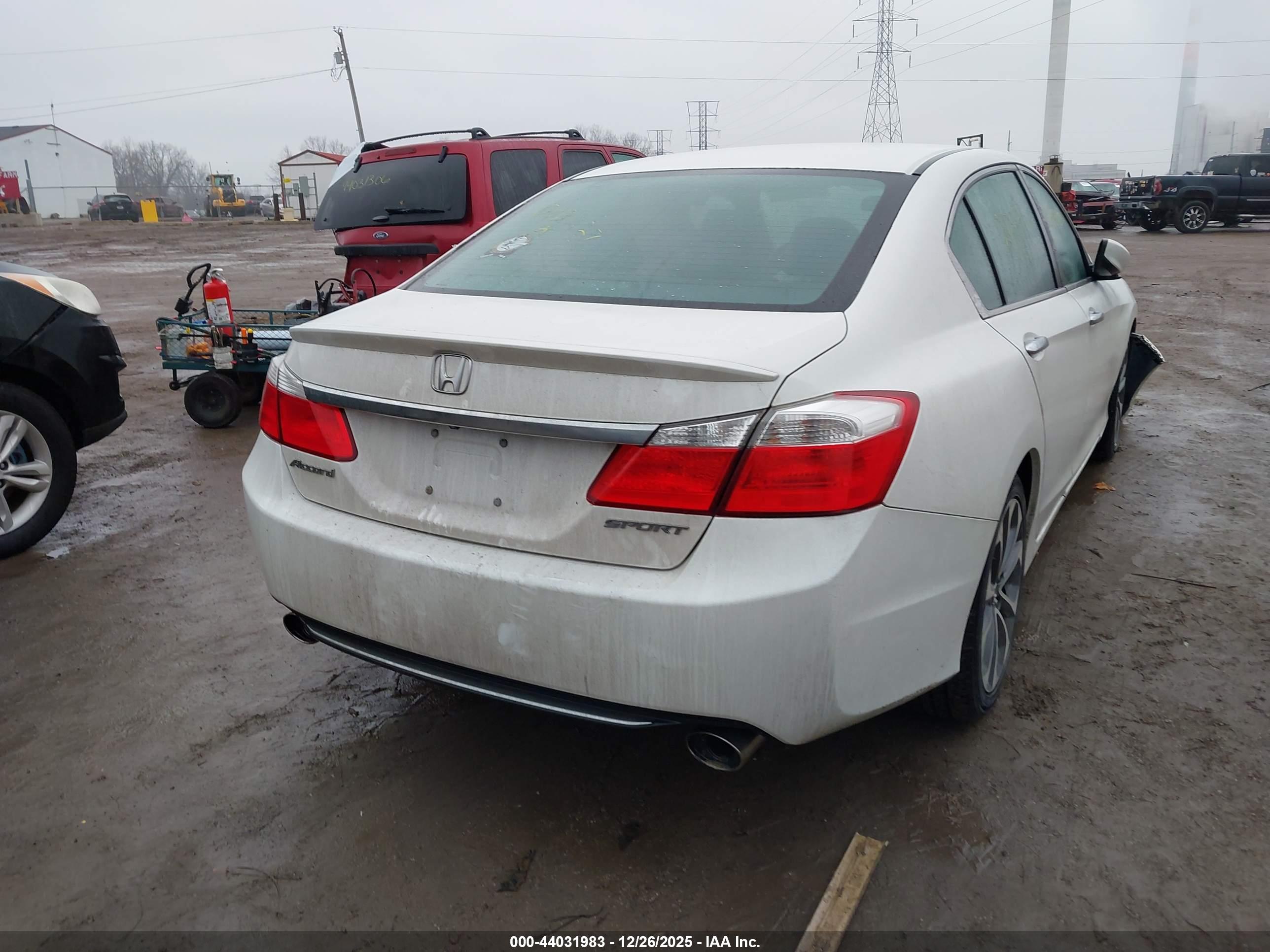 HONDA ACCORD image 4