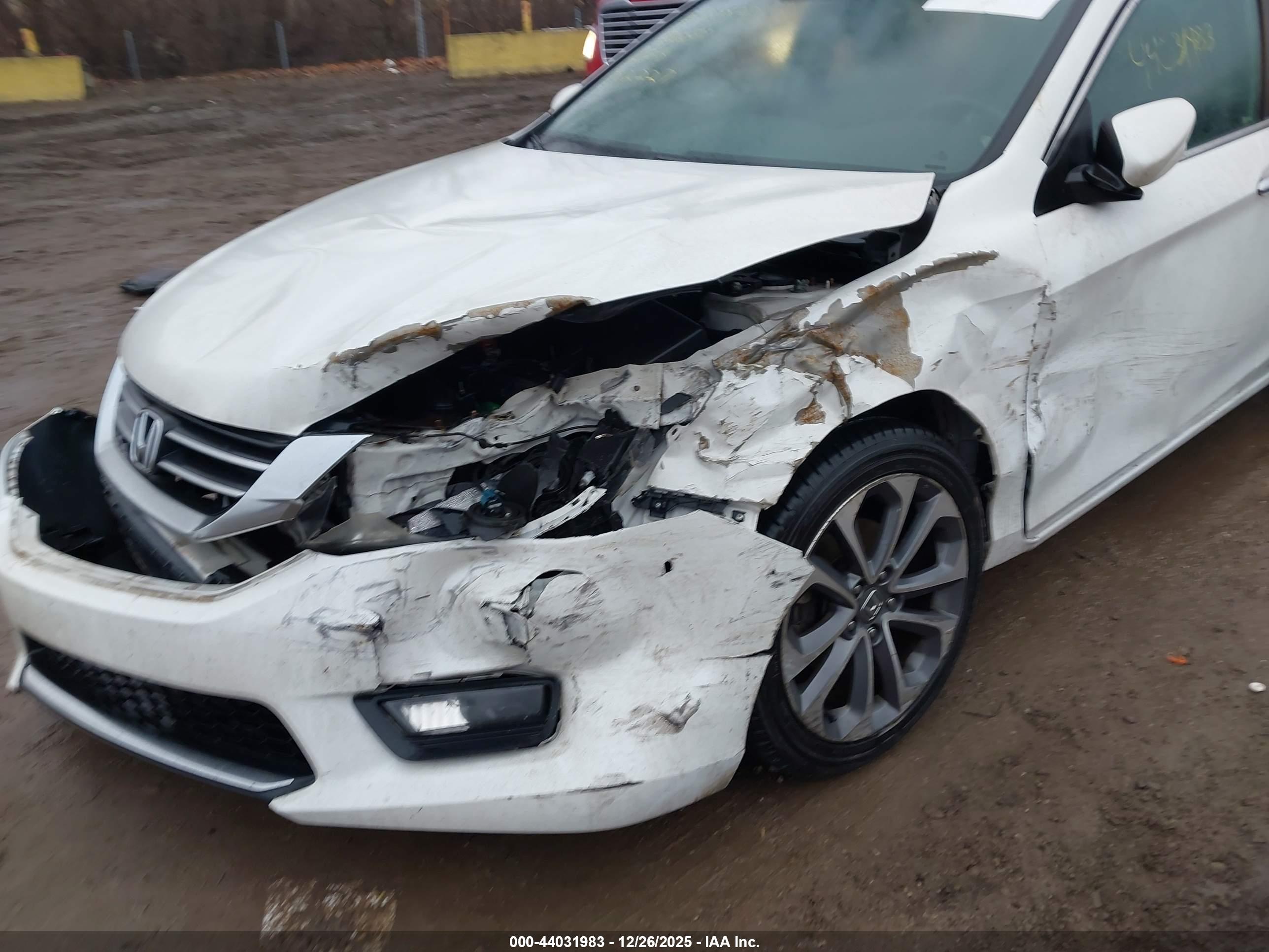 HONDA ACCORD image 6
