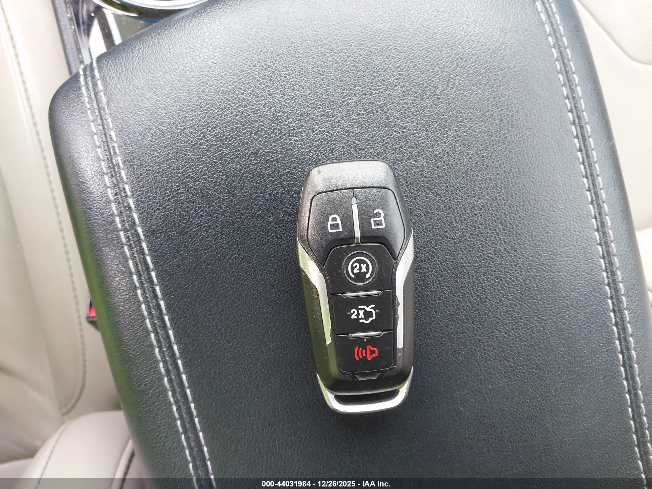 FORD EDGE image 11
