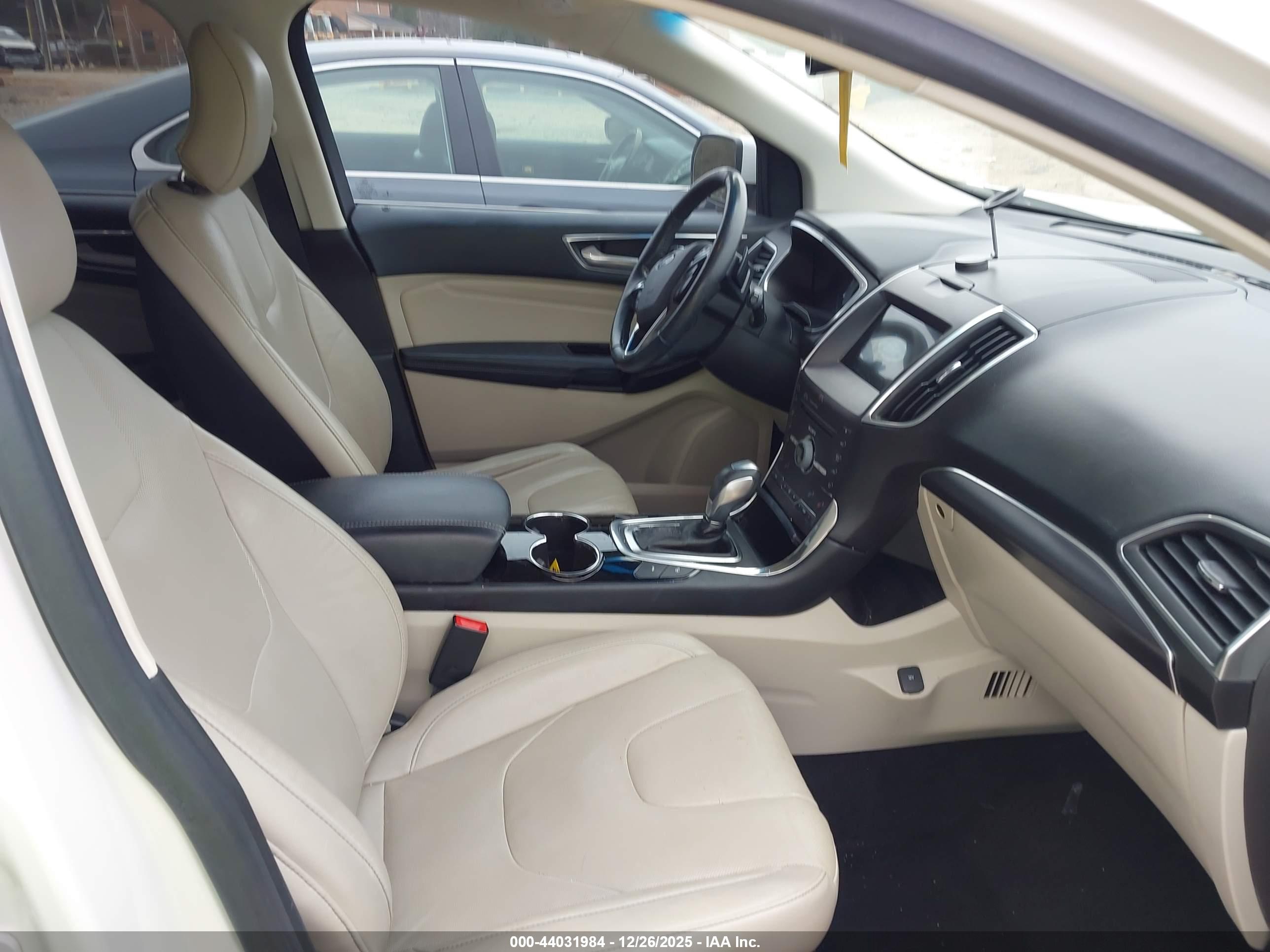 FORD EDGE image 5