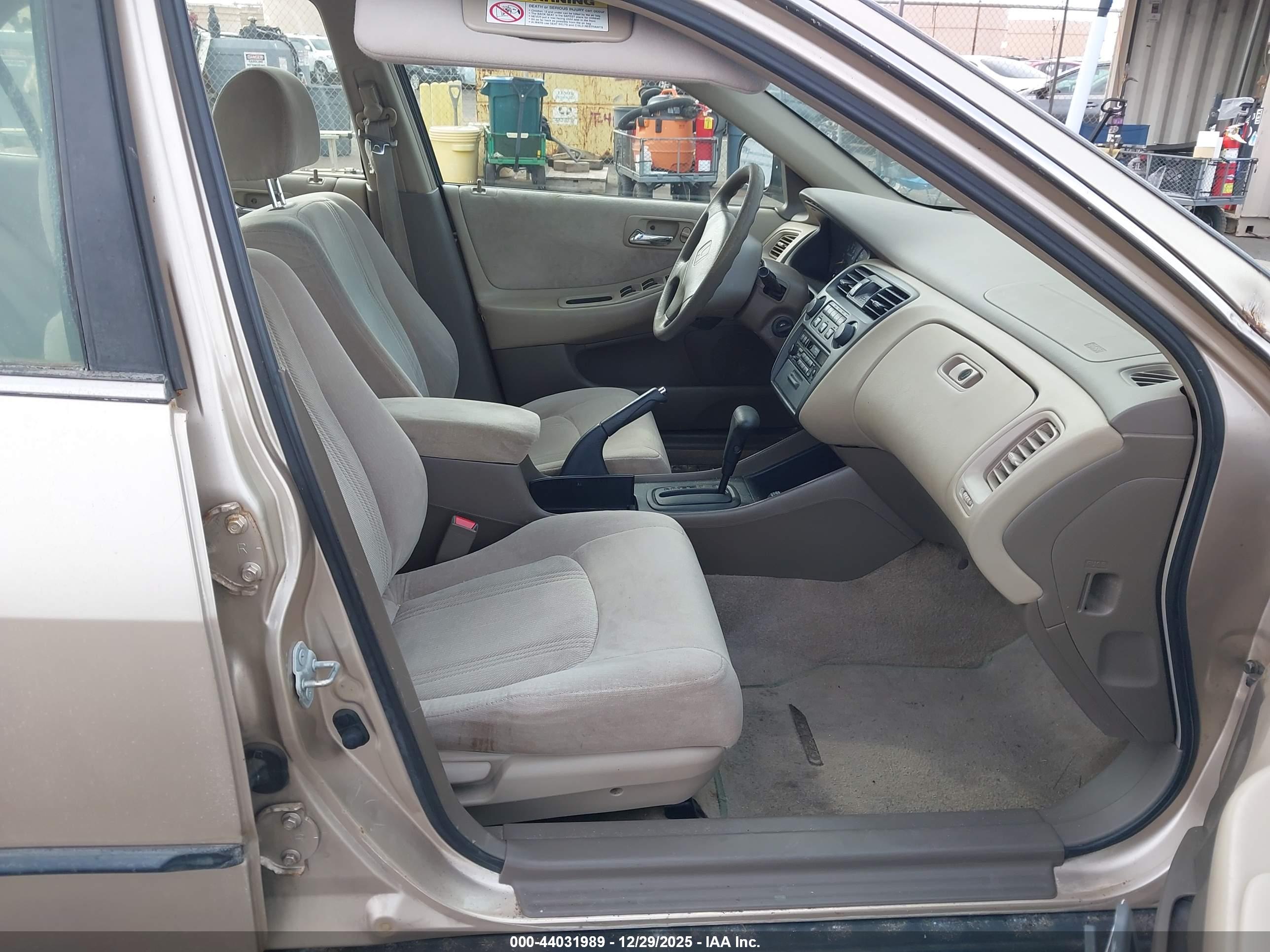 HONDA ACCORD image 5
