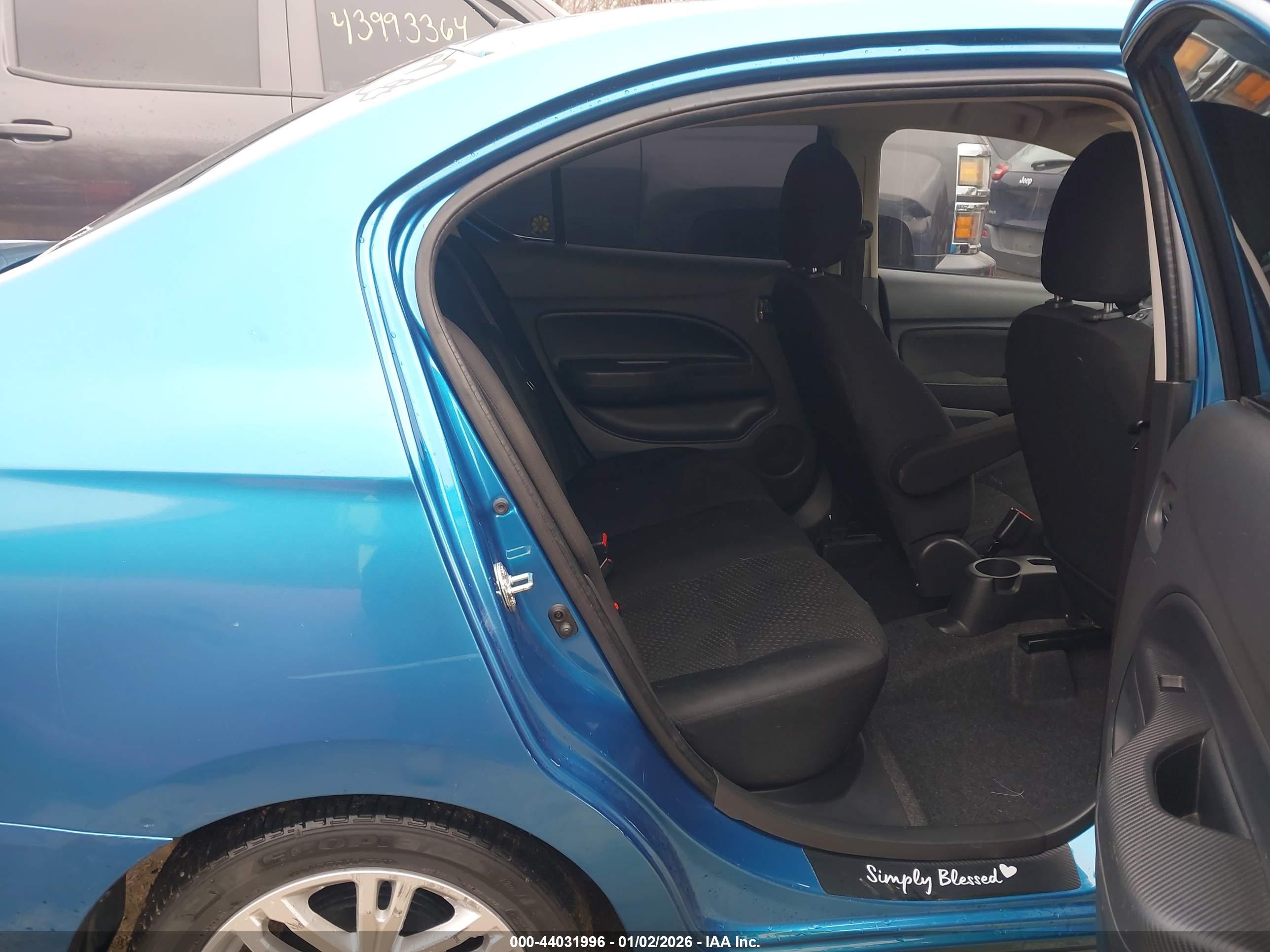 MITSUBISHI MIRAGE image 8