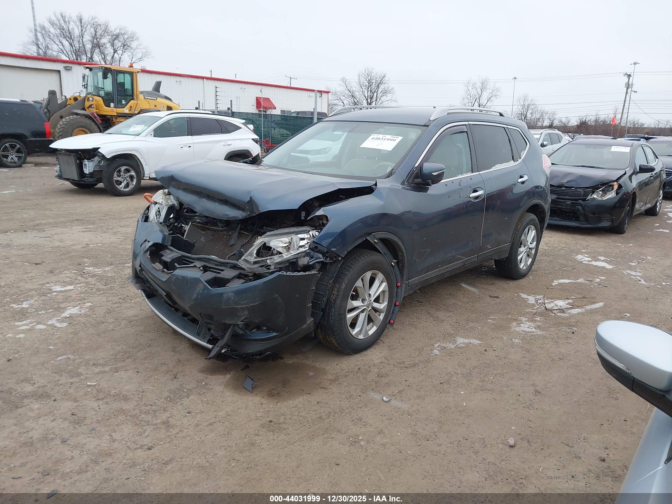 NISSAN ROGUE image 2