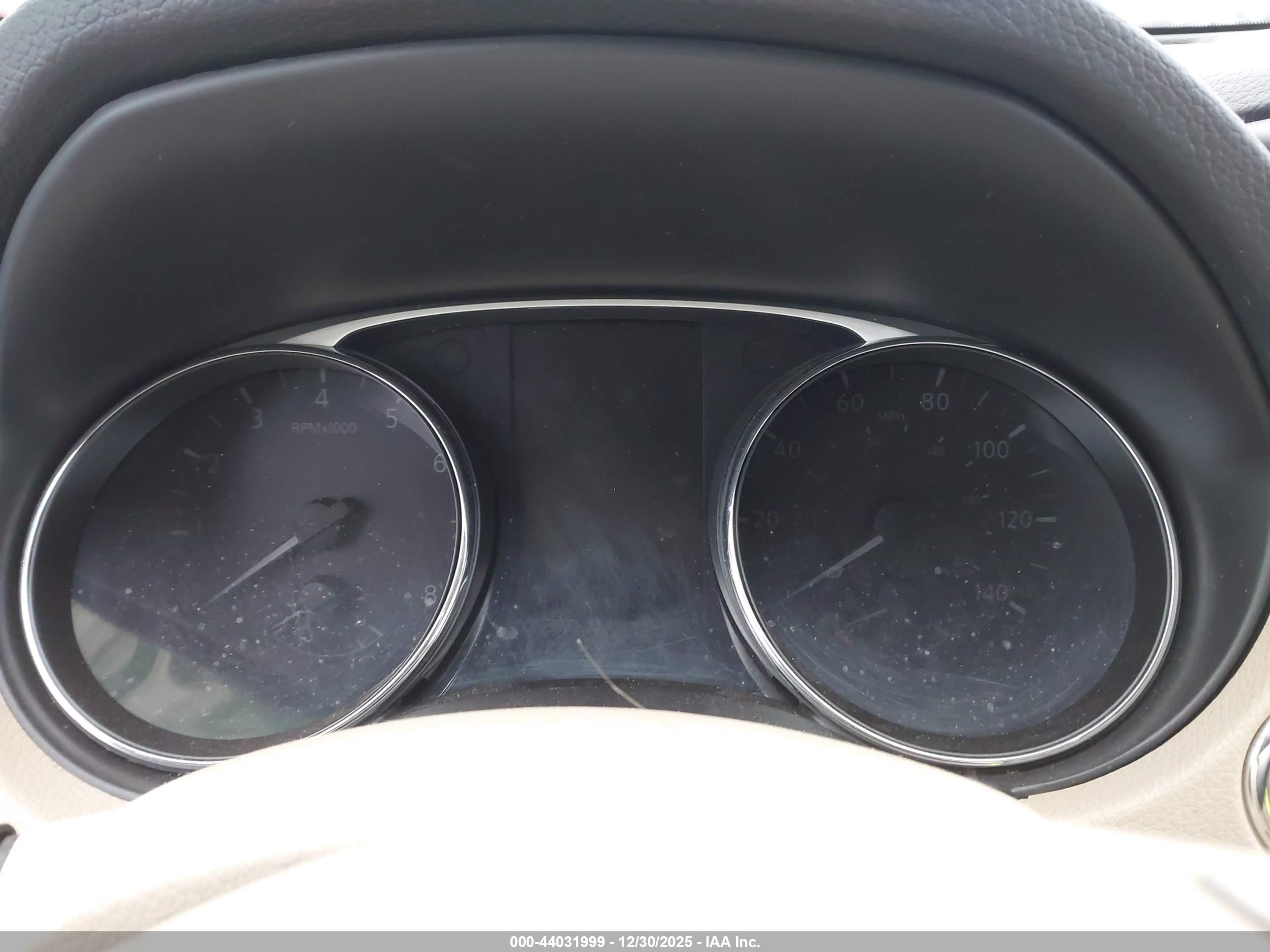 NISSAN ROGUE image 7