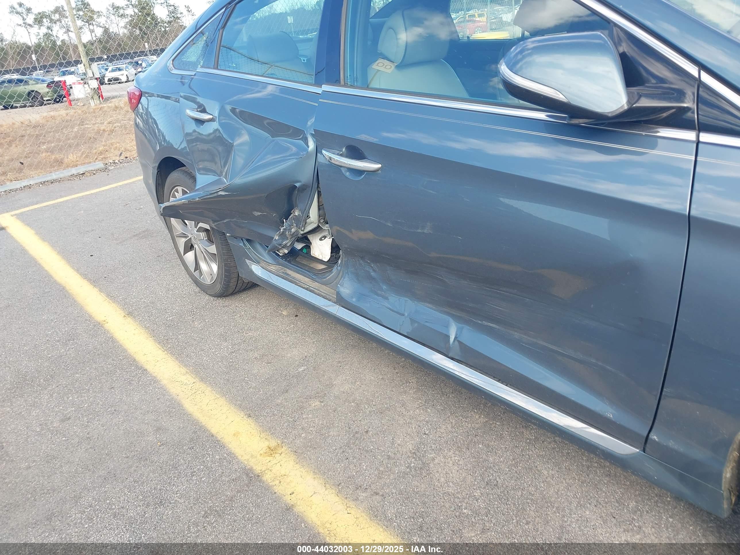 HYUNDAI SONATA image 6