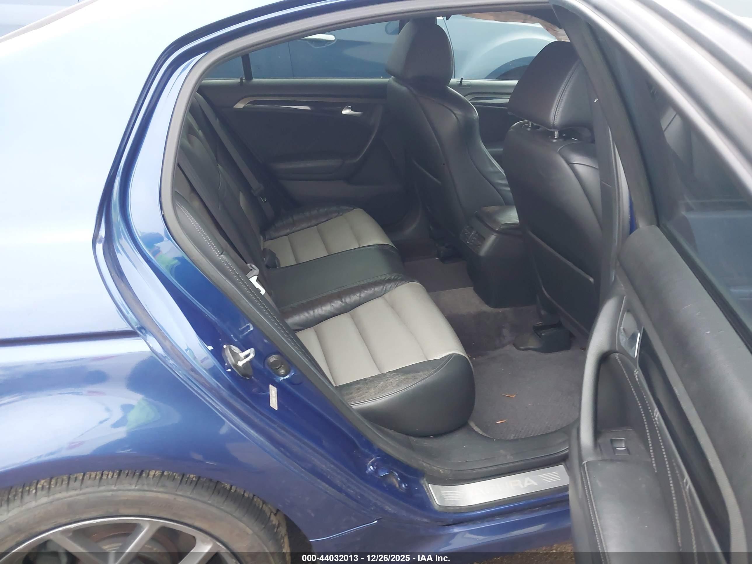 ACURA TL image 8