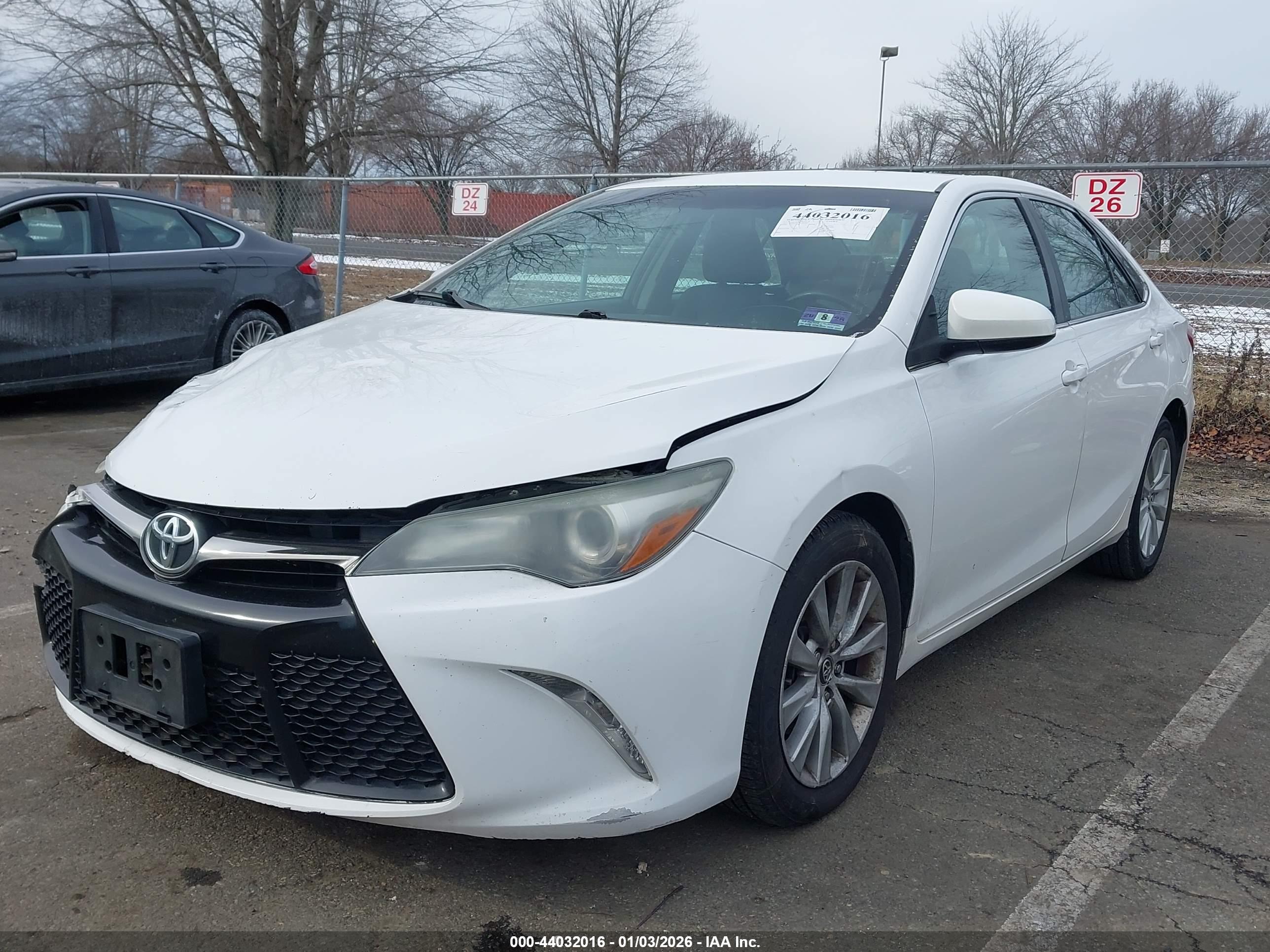 TOYOTA CAMRY image 2